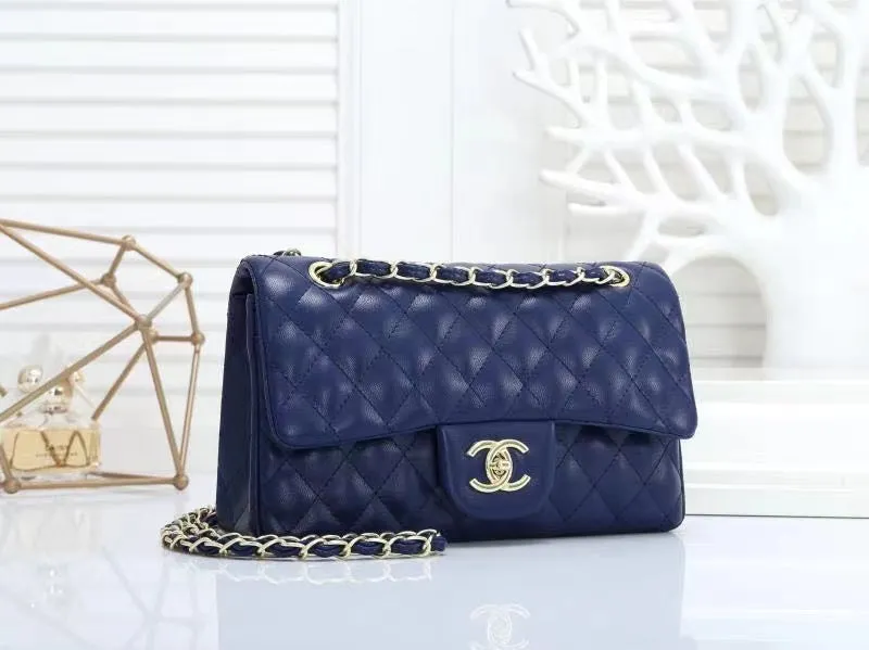 𝐂𝐇 Quilted Lambskin Leather Jumbo Double Flap Bag