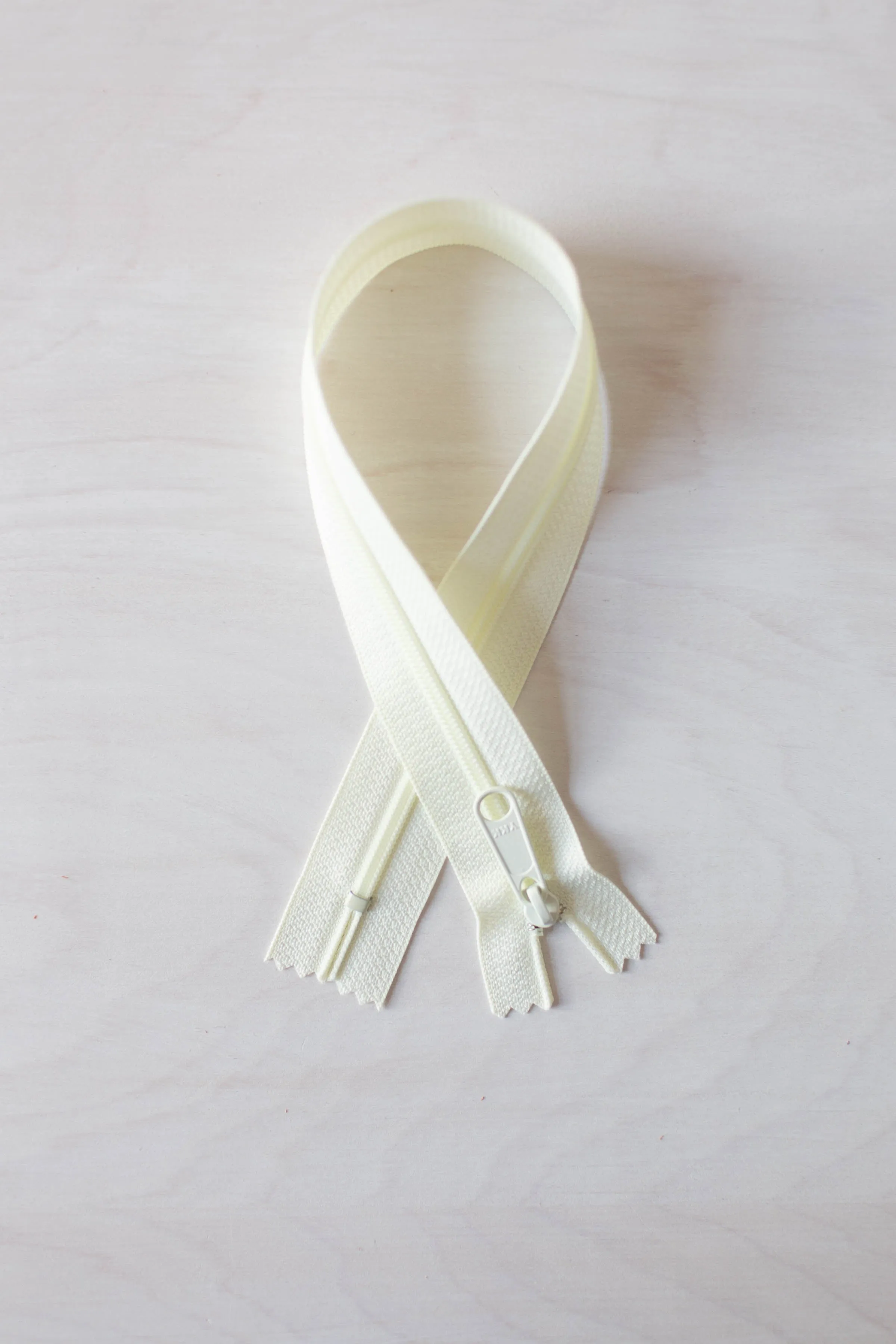 16"/40.64 cm Nylon Handbag Zipper