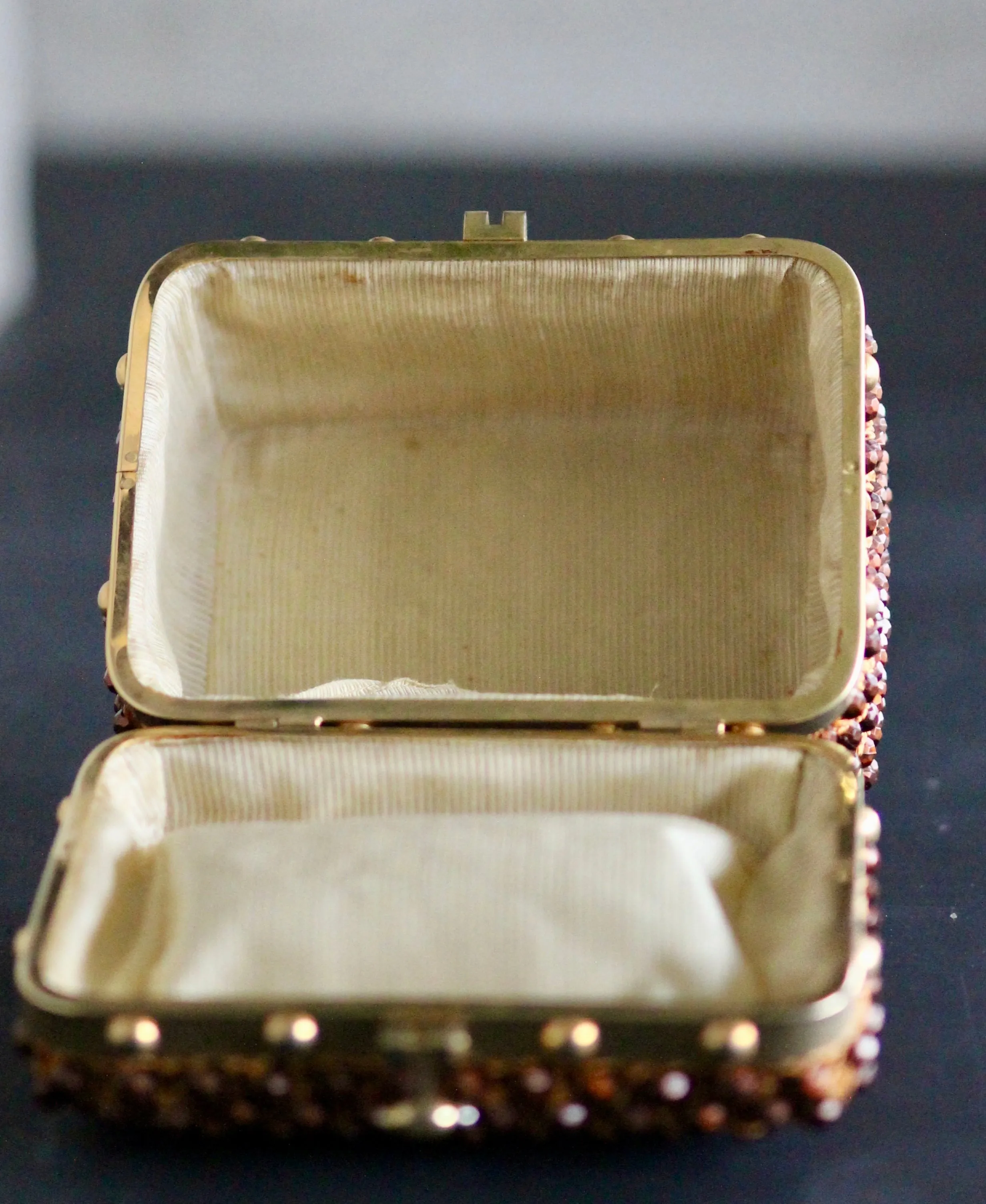 1950s Box Bag with Plastic Beads and Bamboo Handle