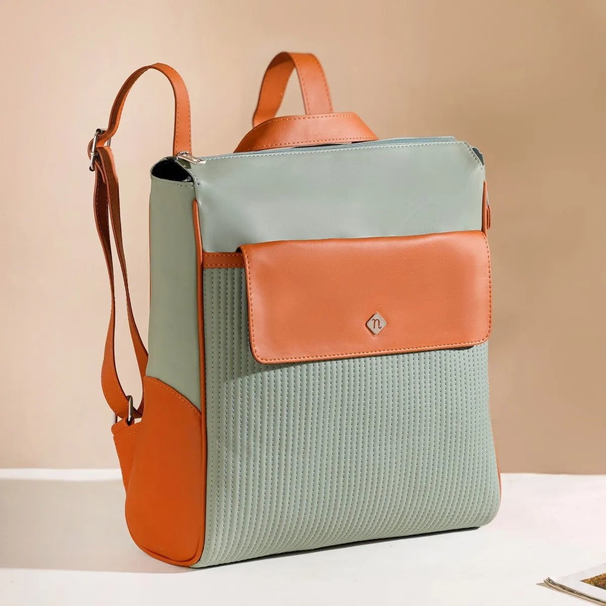 2-In-1 Convertible Tote Bag And Backpack