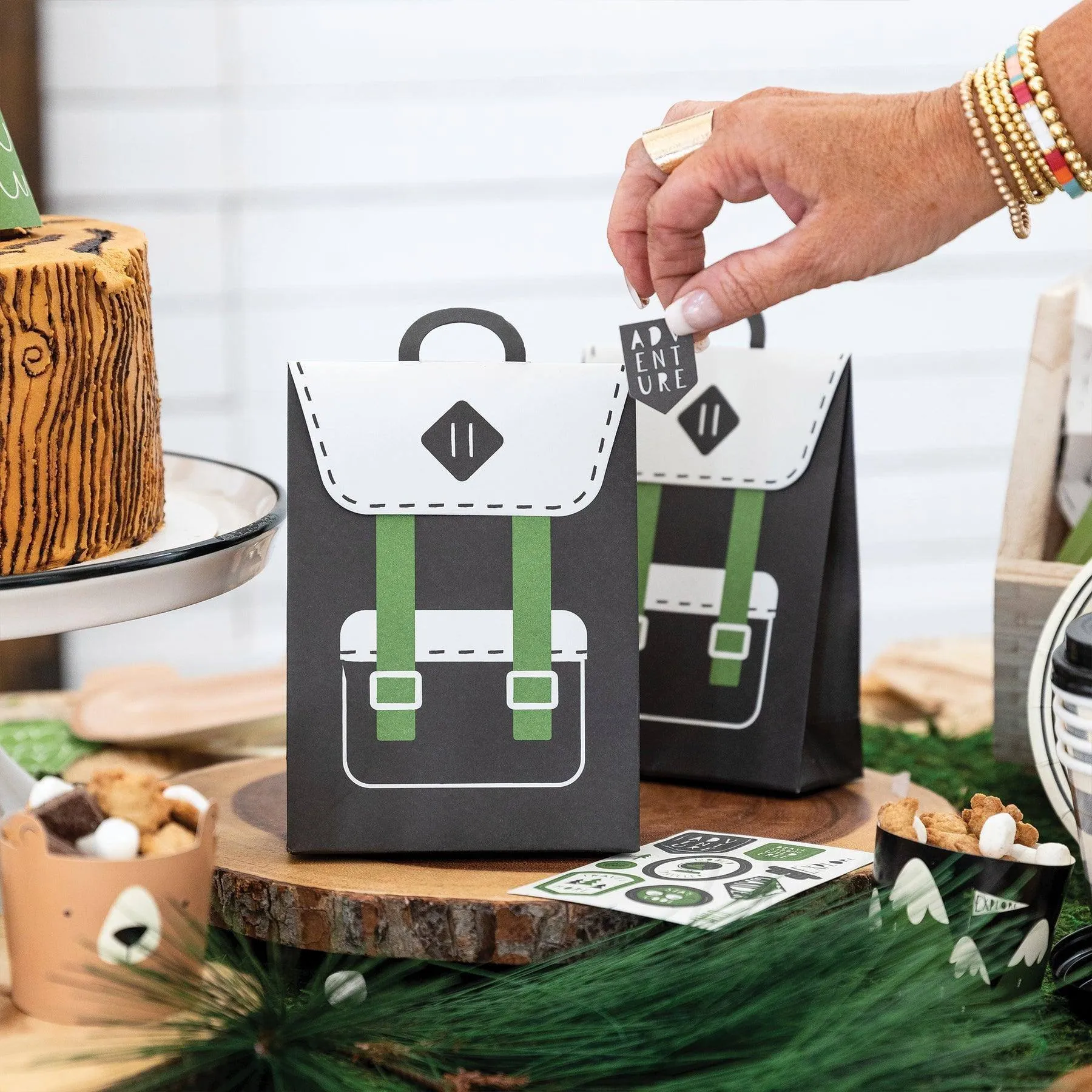 Adventure Backpack Treat Bags (x8)