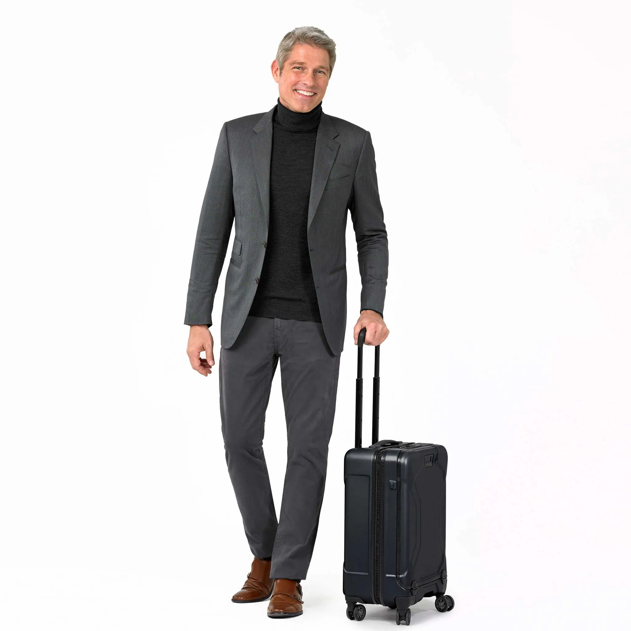 Briggs & Riley Torq 21" International Carry-On Spinner