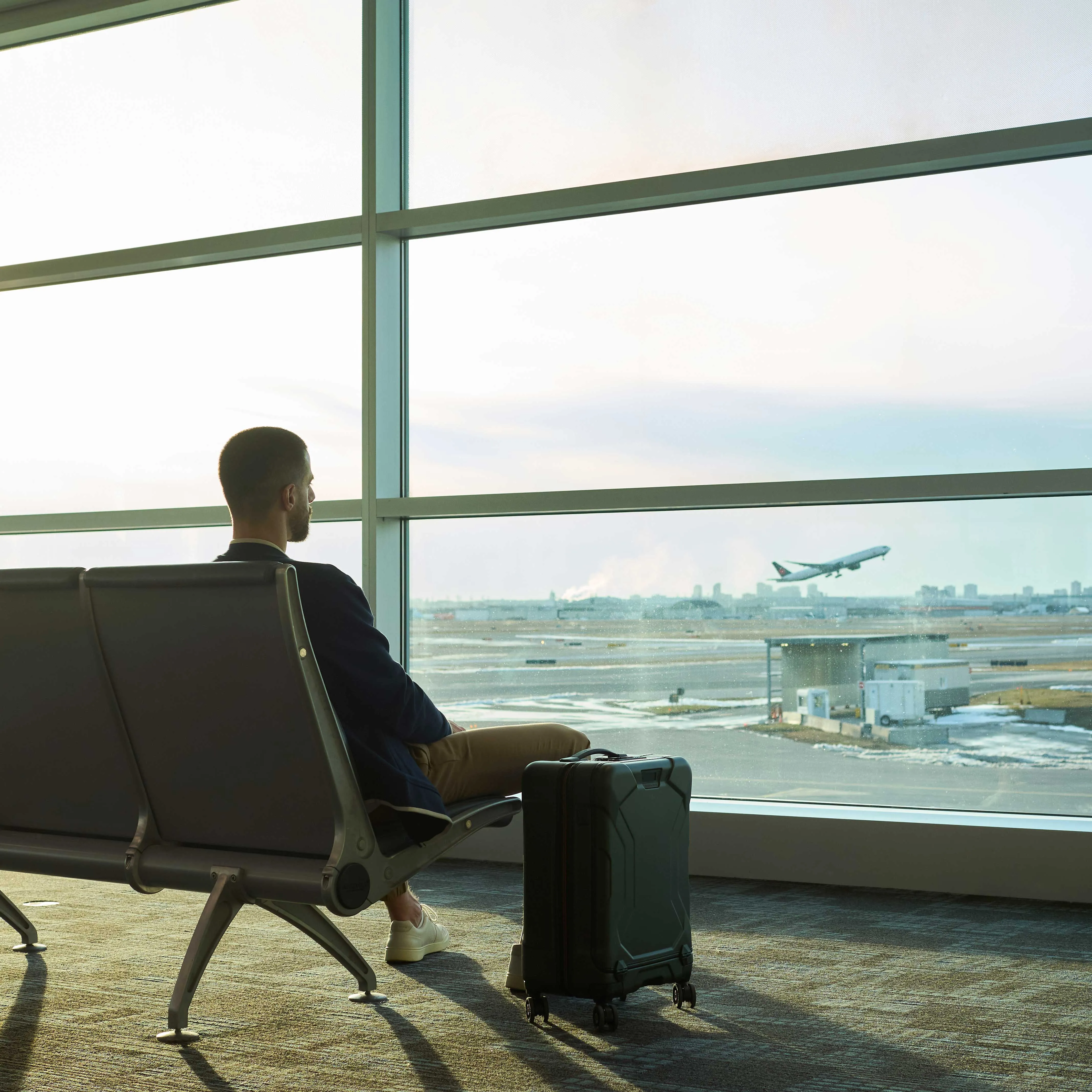 Briggs & Riley Torq 21" International Carry-On Spinner