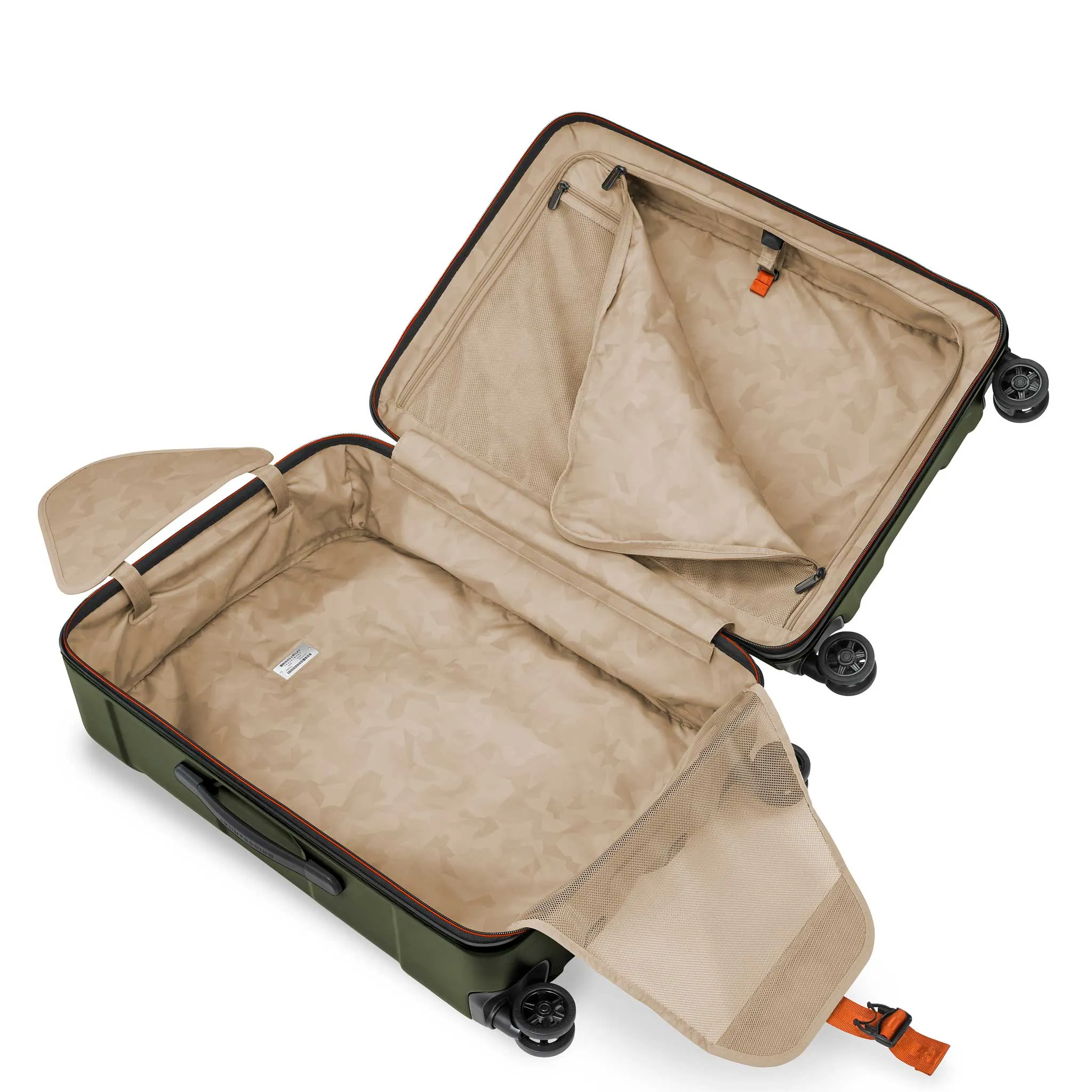 Briggs & Riley Torq Medium Spinner