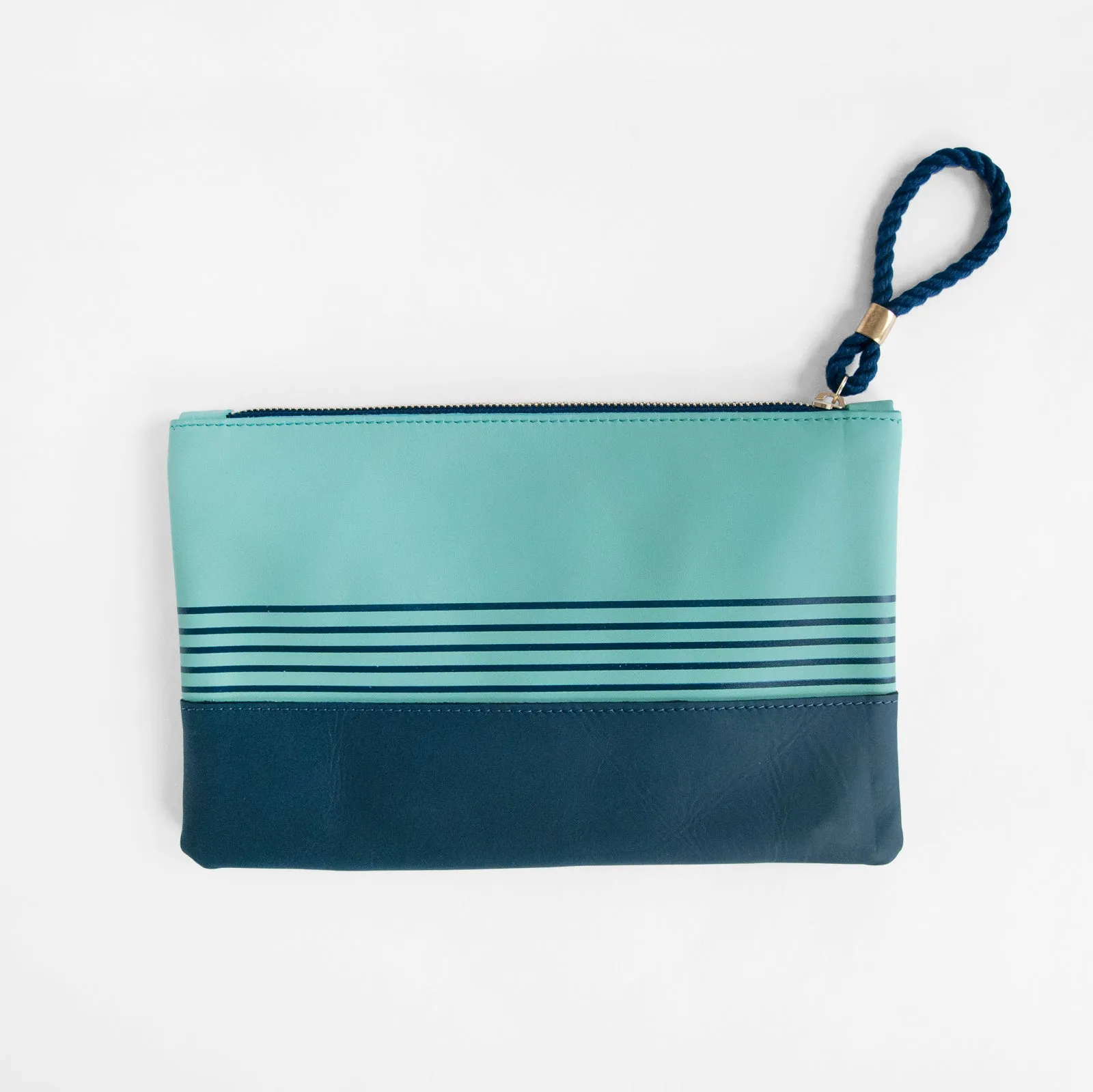 Buoy Block Clutch in Tidal Teal   Navy