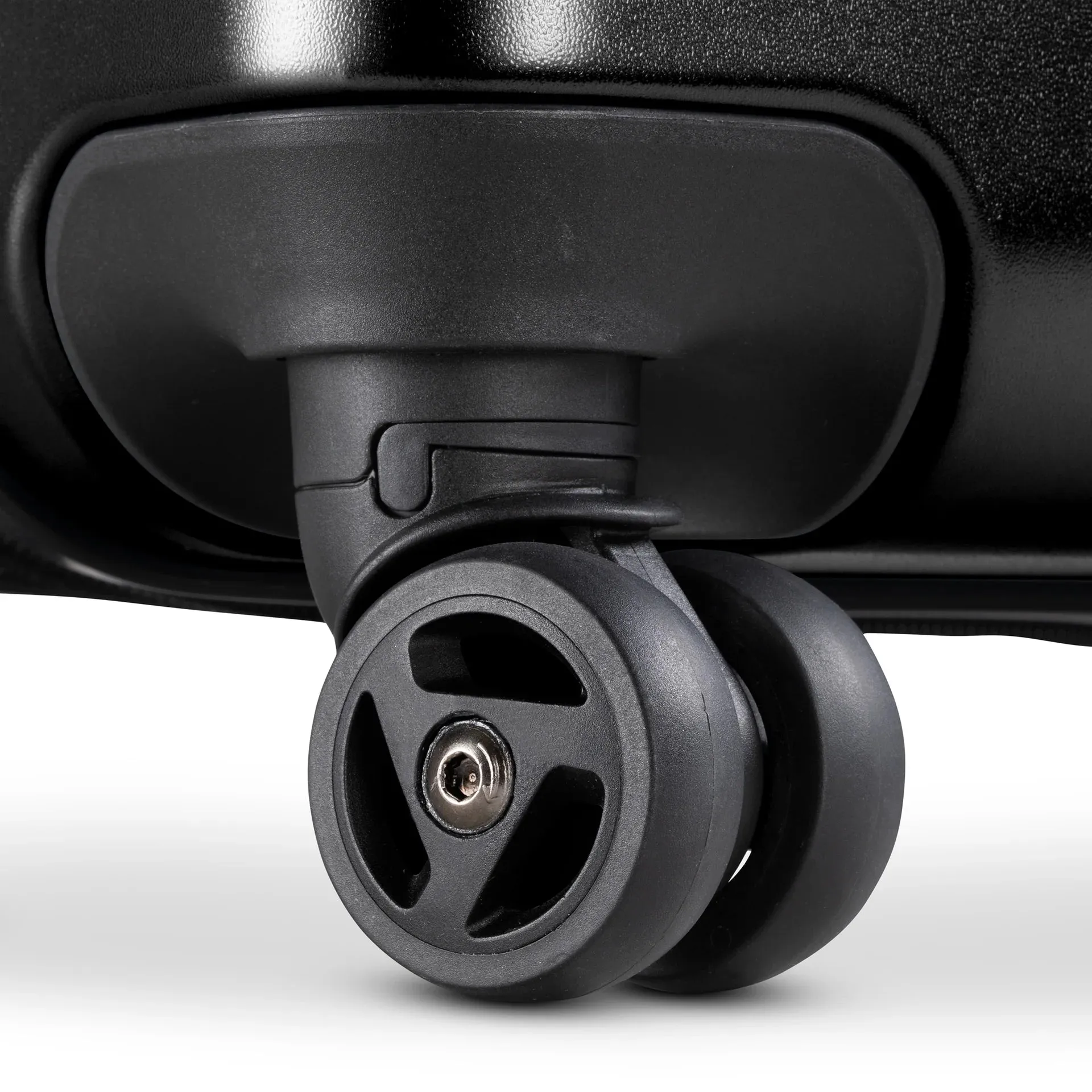 Cambria Medium Check-In Expandable Spinner - Black