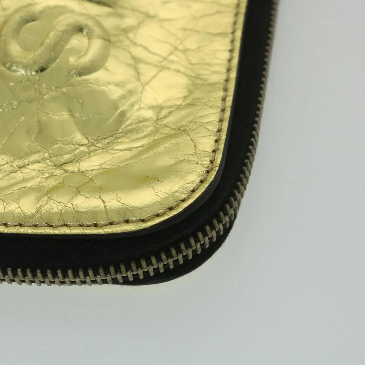 CHANEL Clutch Bag Metallic Leather Gold A82164 CC Auth 38172
