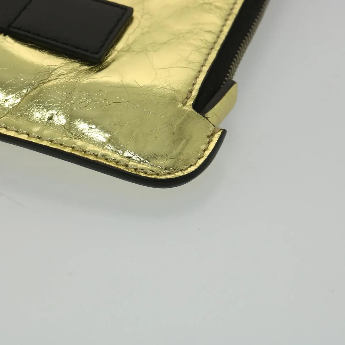 CHANEL Clutch Bag Metallic Leather Gold A82164 CC Auth 38172