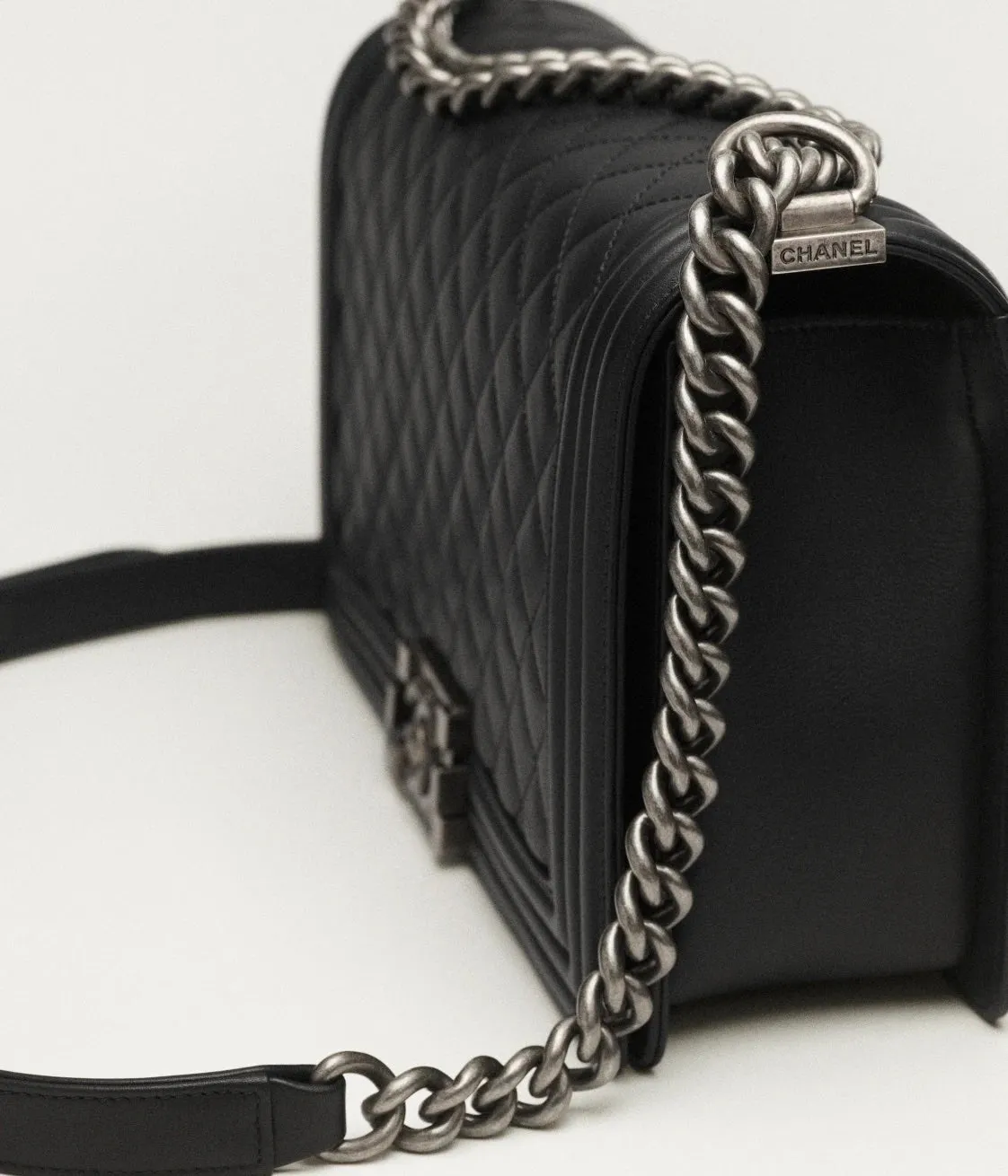 CHANEL QUILTED CALFSKIN LARGE BOY BAG RUTHENIUM HARDWARE