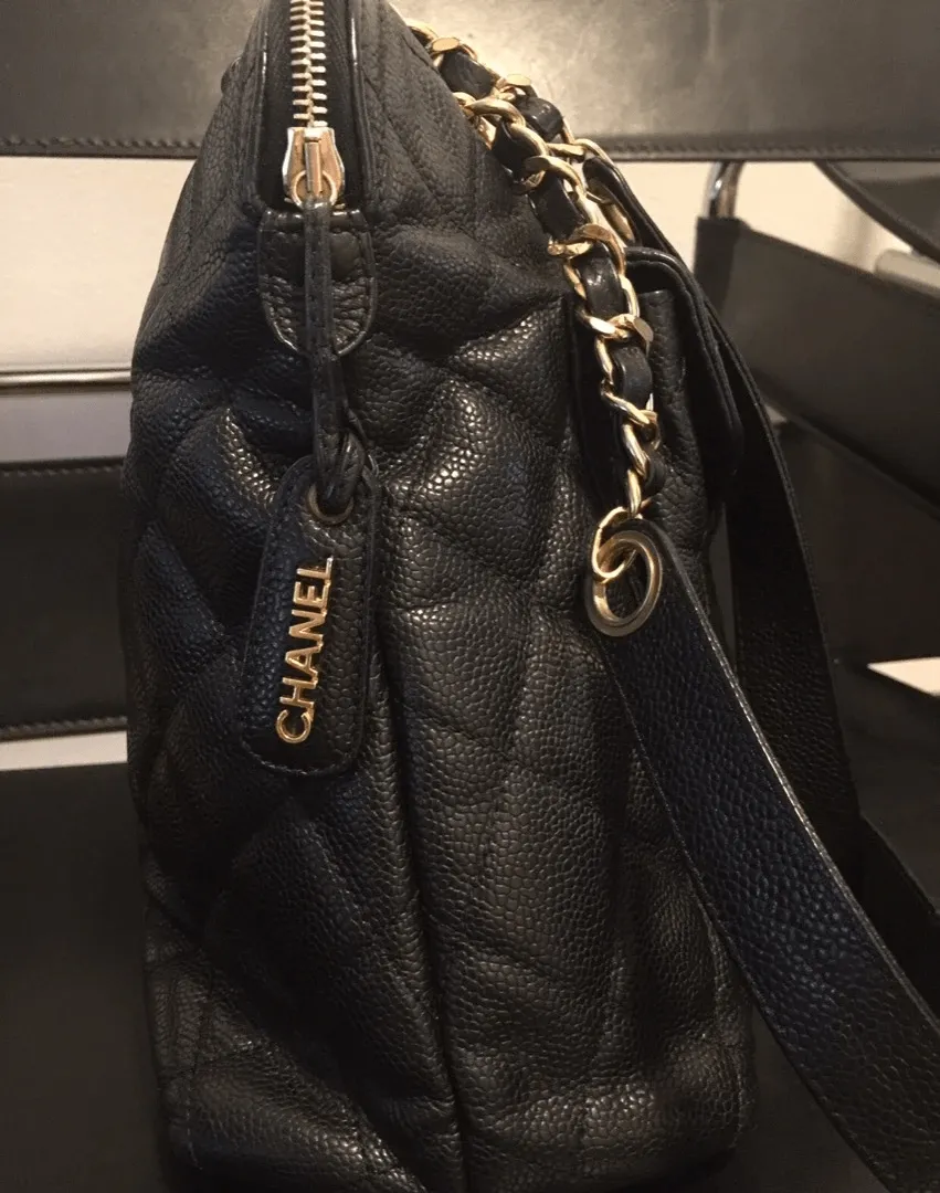 CHANEL VINTAGE CAVIAR QUILTED FLAP SHOULDER BAG BLACK