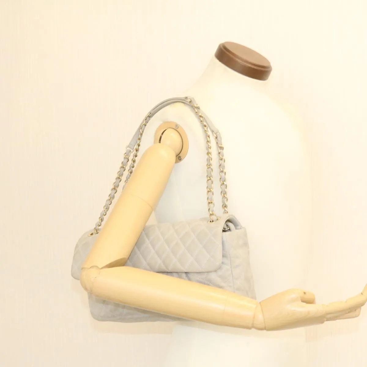 Chanel White Leather Sac  Rabat shoulder bag