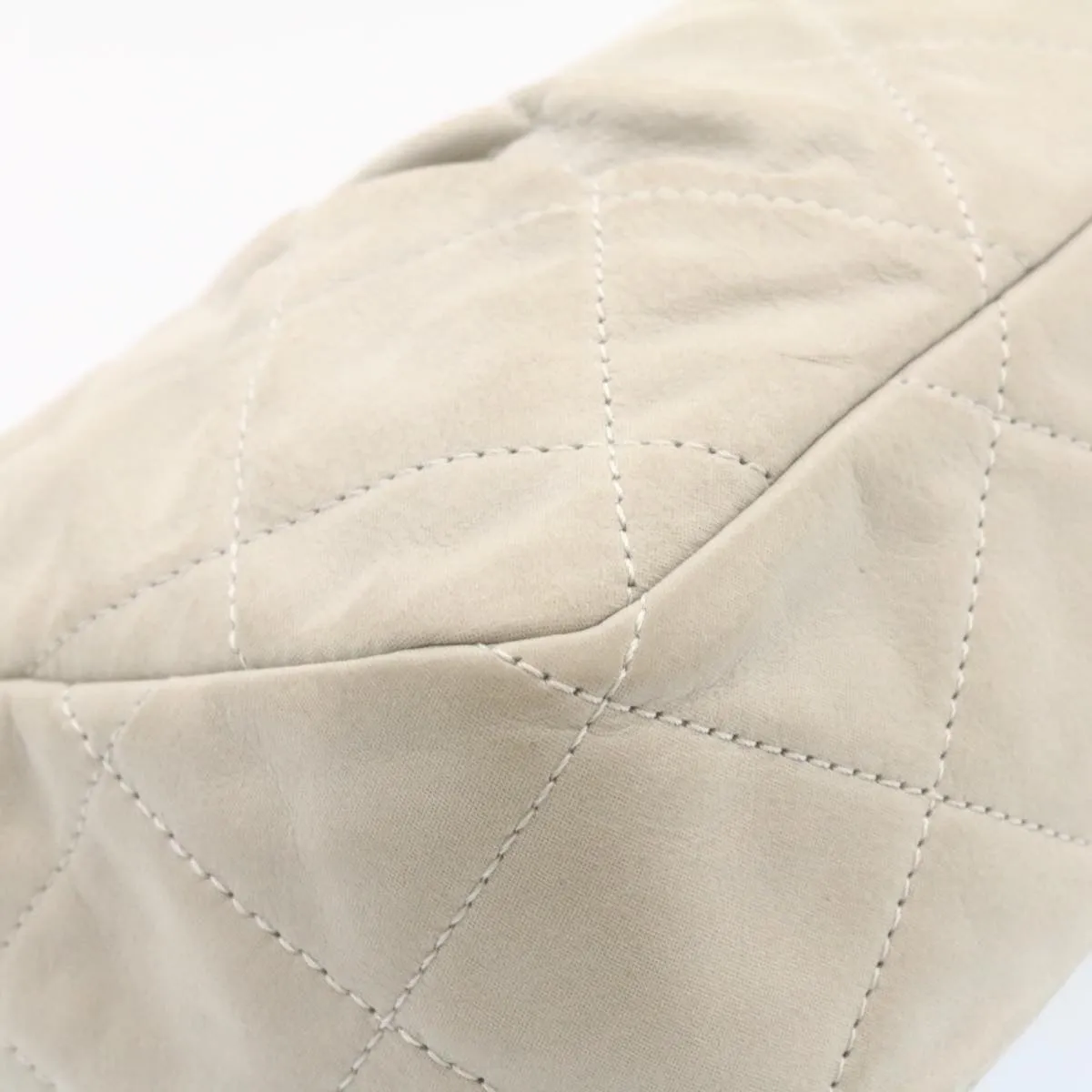 Chanel White Leather Sac  Rabat shoulder bag