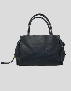 Shoulder Bags with Hidden Compartments