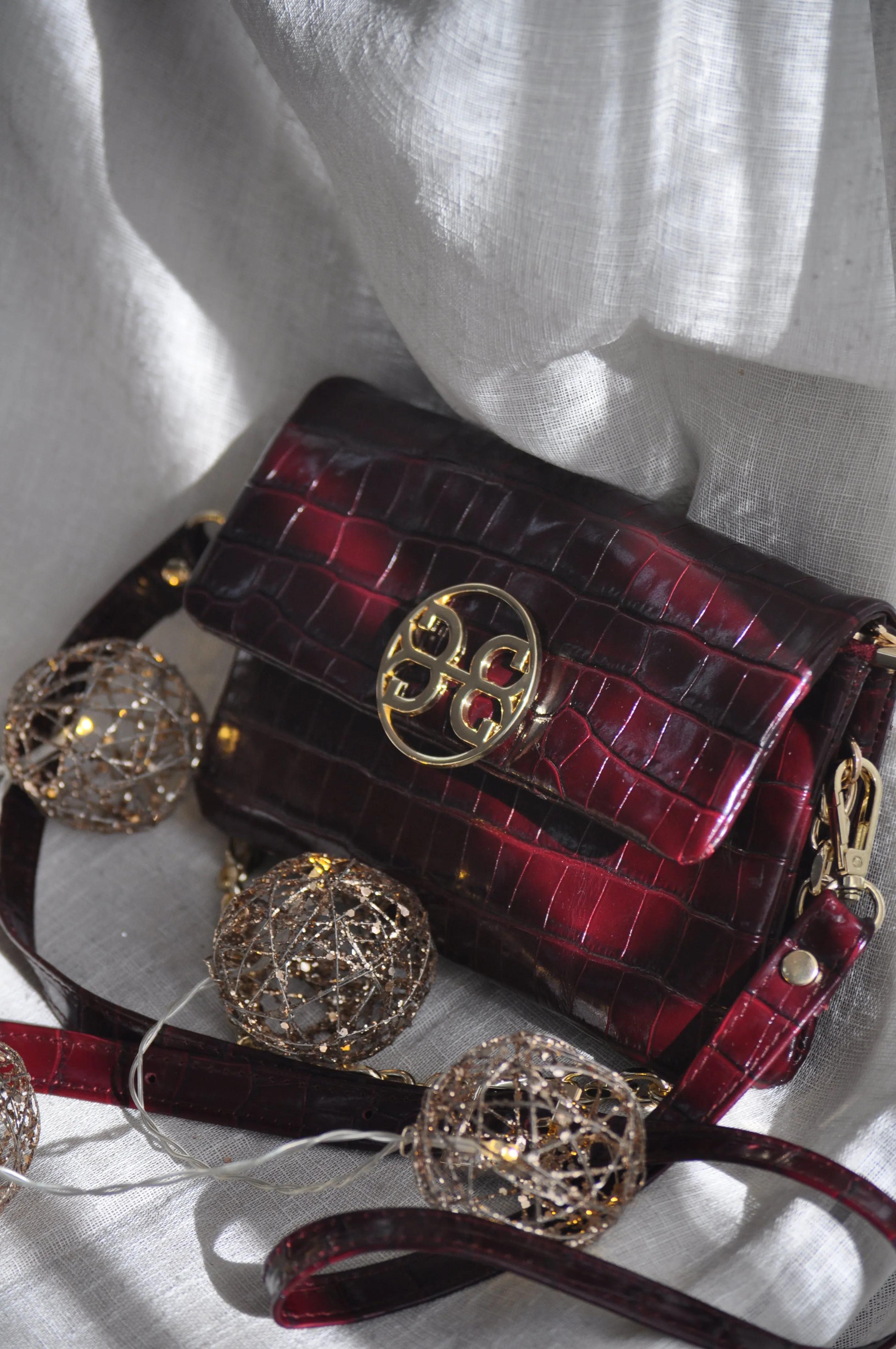 Clelia Mini Leather Shoulder Bag - Croco Cherry Red
