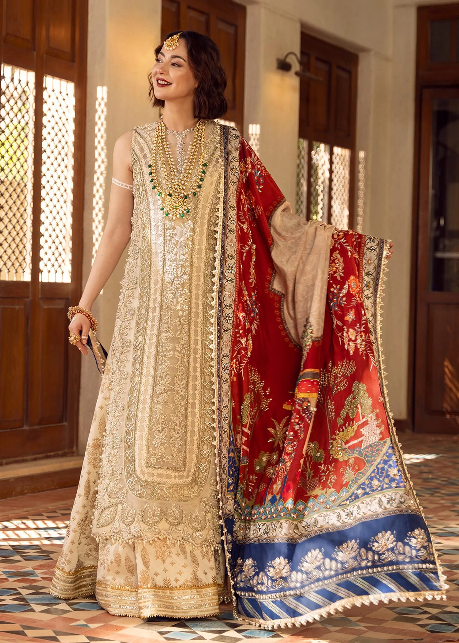 Crimson x Saira Shakira Wedding Collection`22 D#1