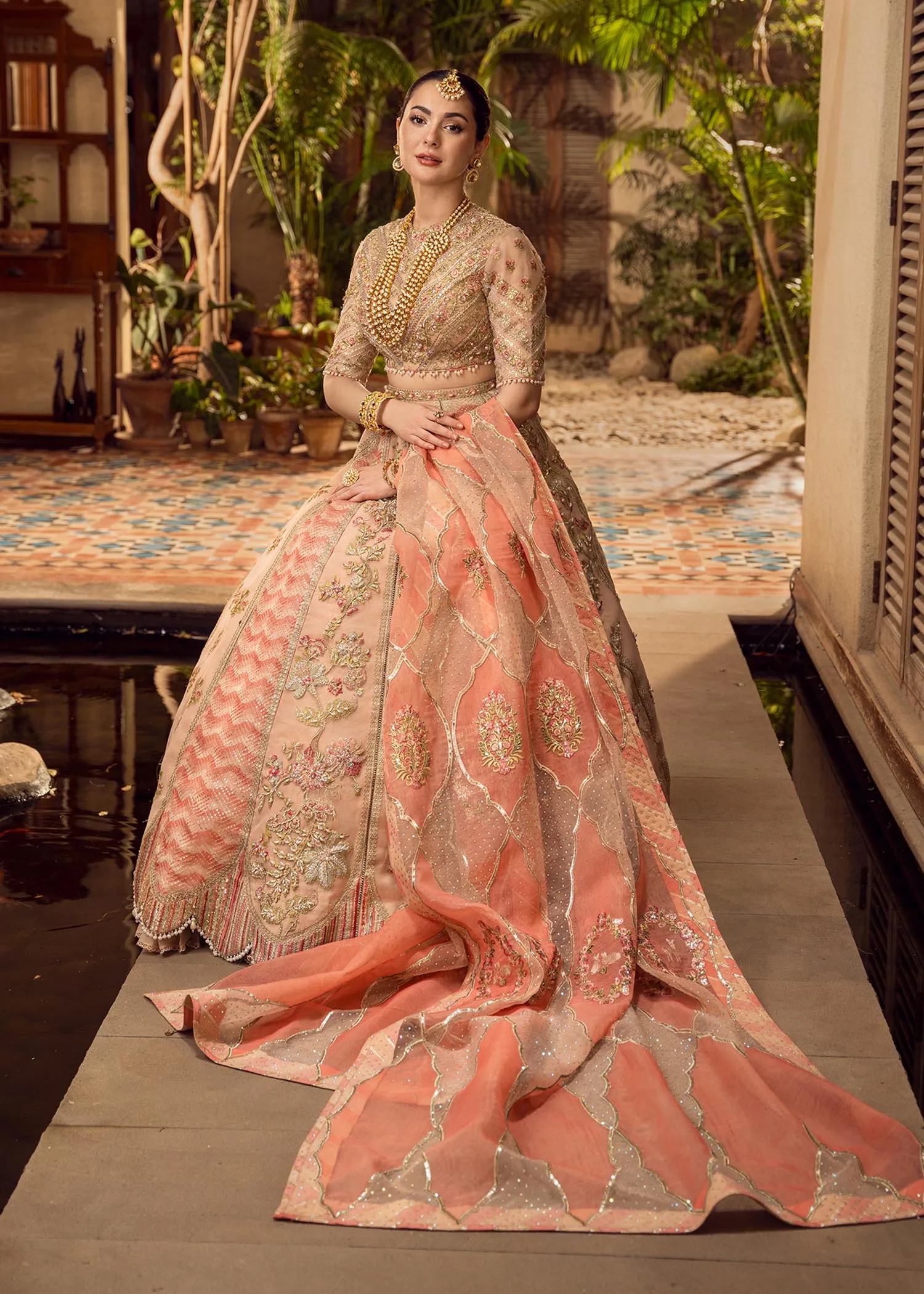 Crimson x Saira Shakira Wedding Collection`22 D#5
