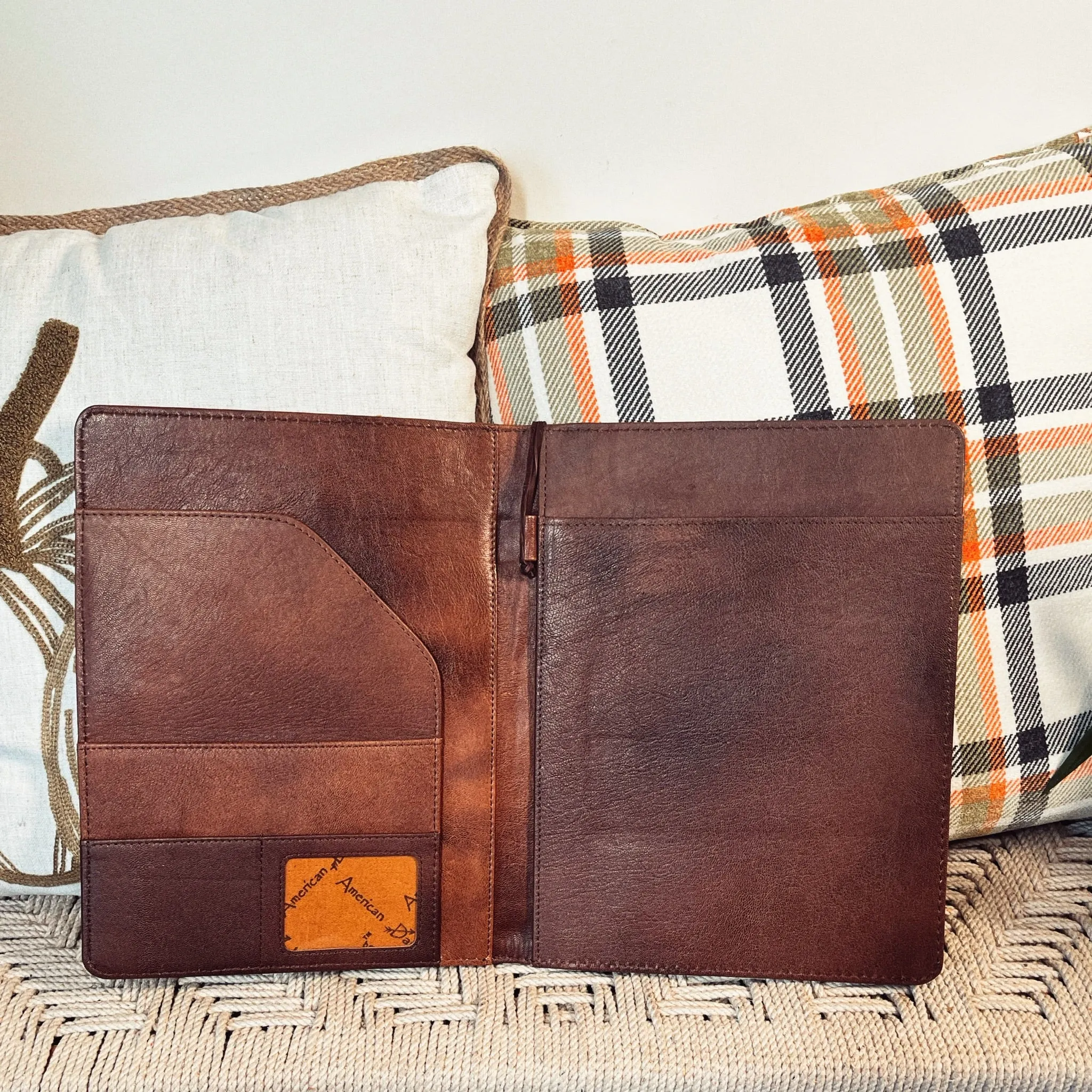Daisy Grand Leather Notebook Portfolio