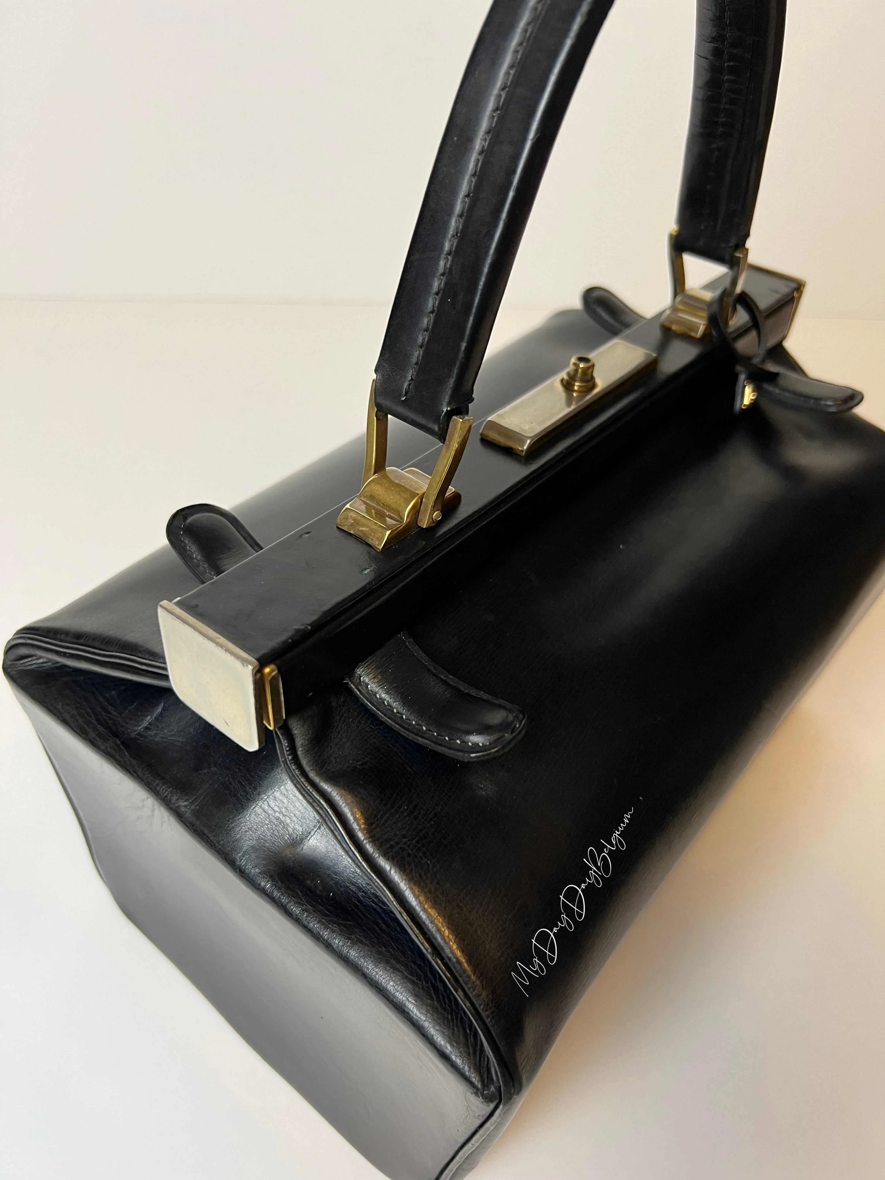 Delvaux vintage 1962 doctor bag