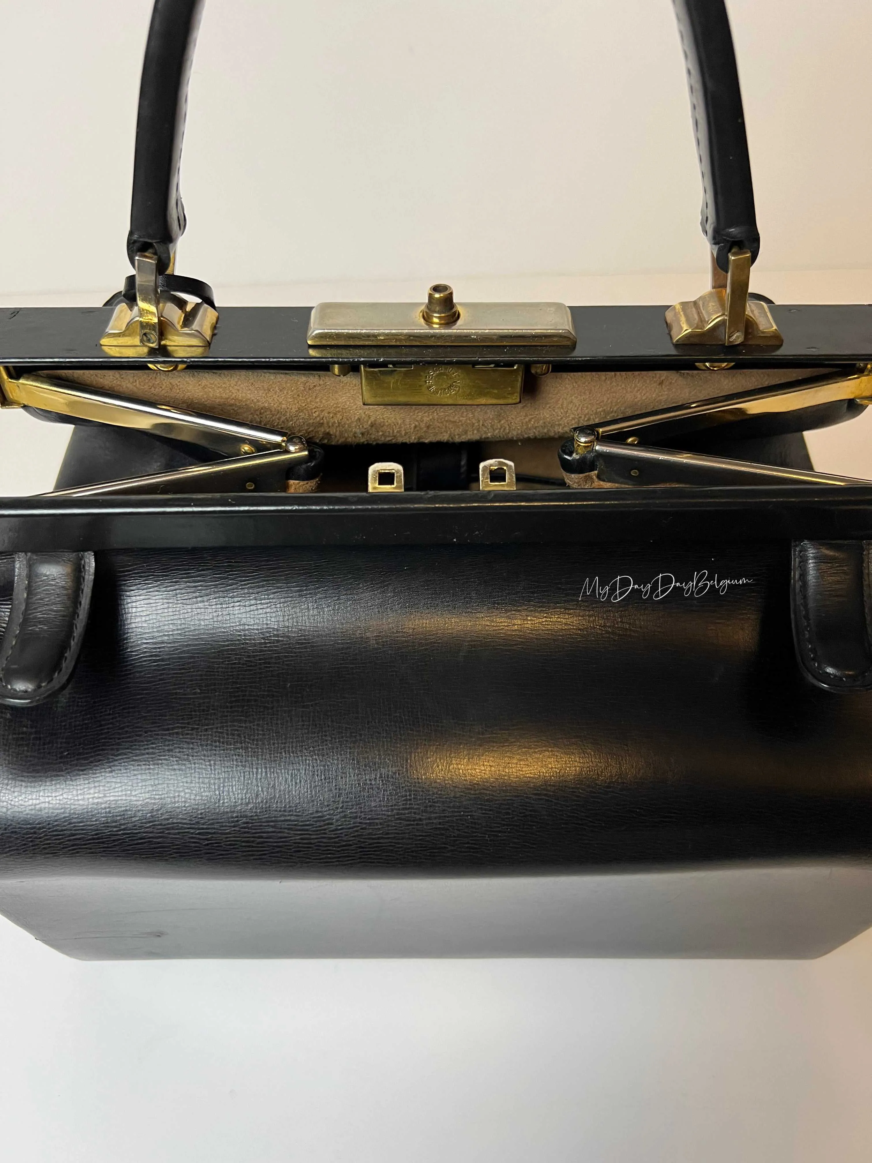 Delvaux vintage 1962 doctor bag