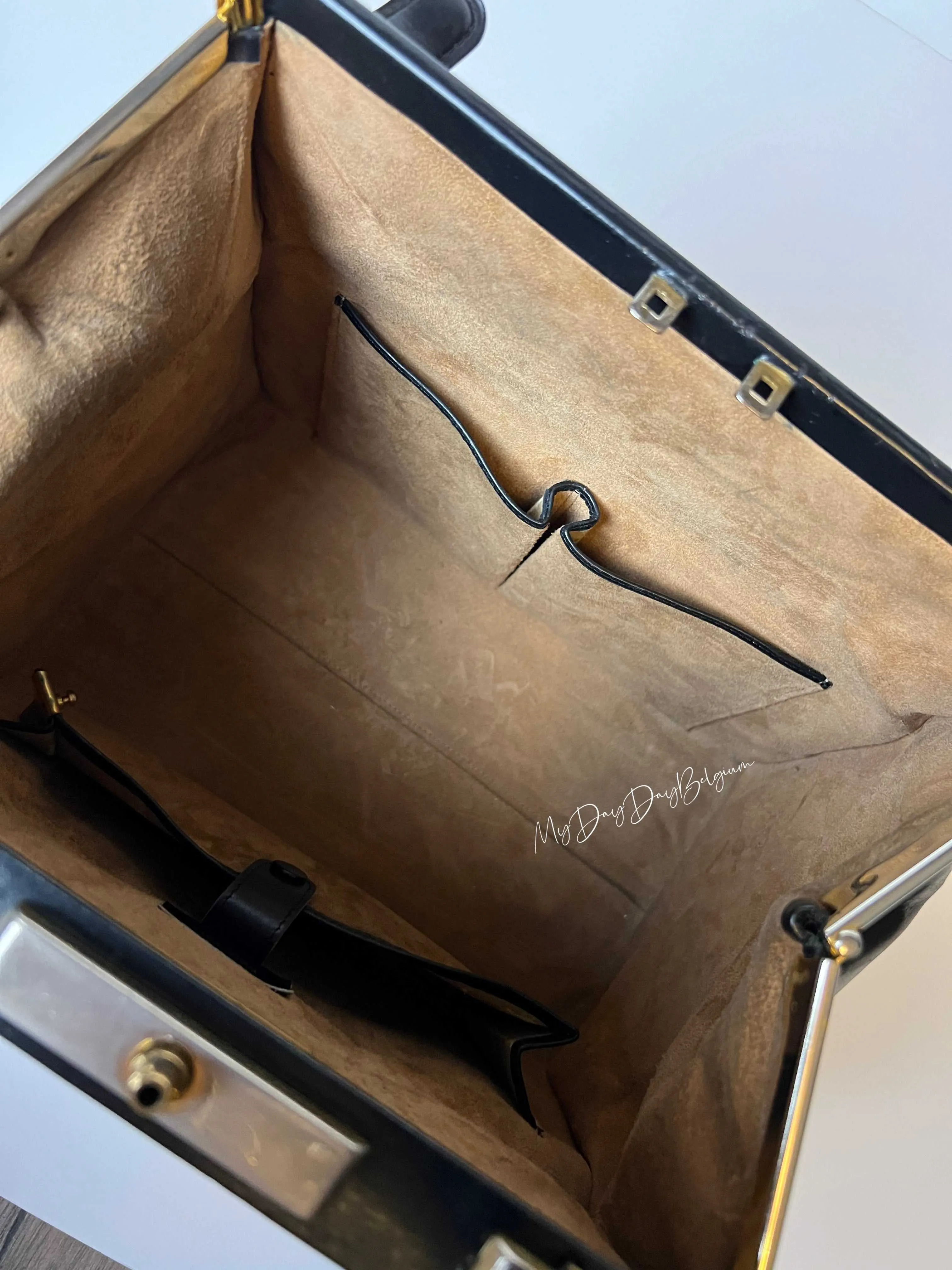 Delvaux vintage 1962 doctor bag