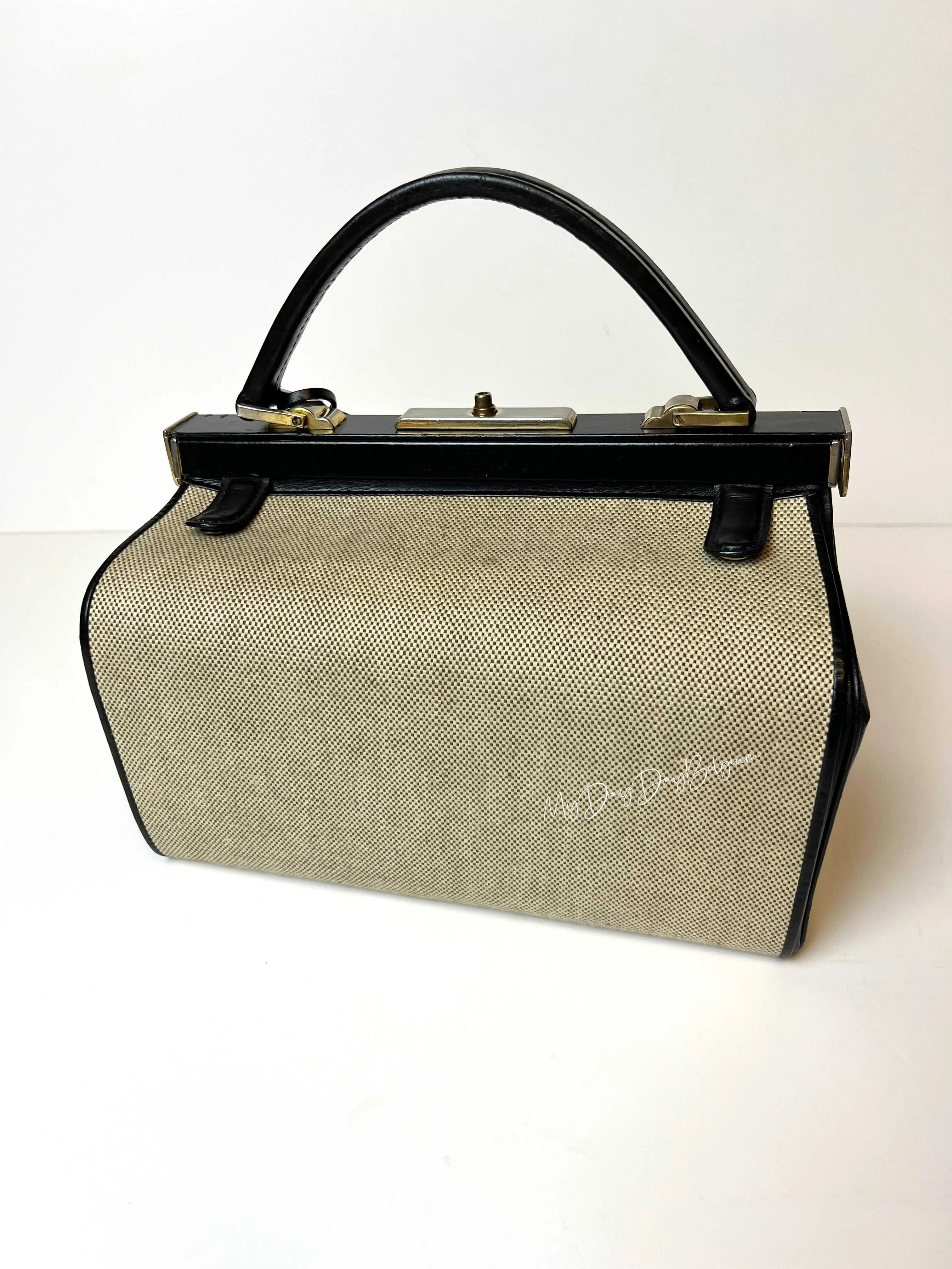 Delvaux vintage 1962 doctor bag
