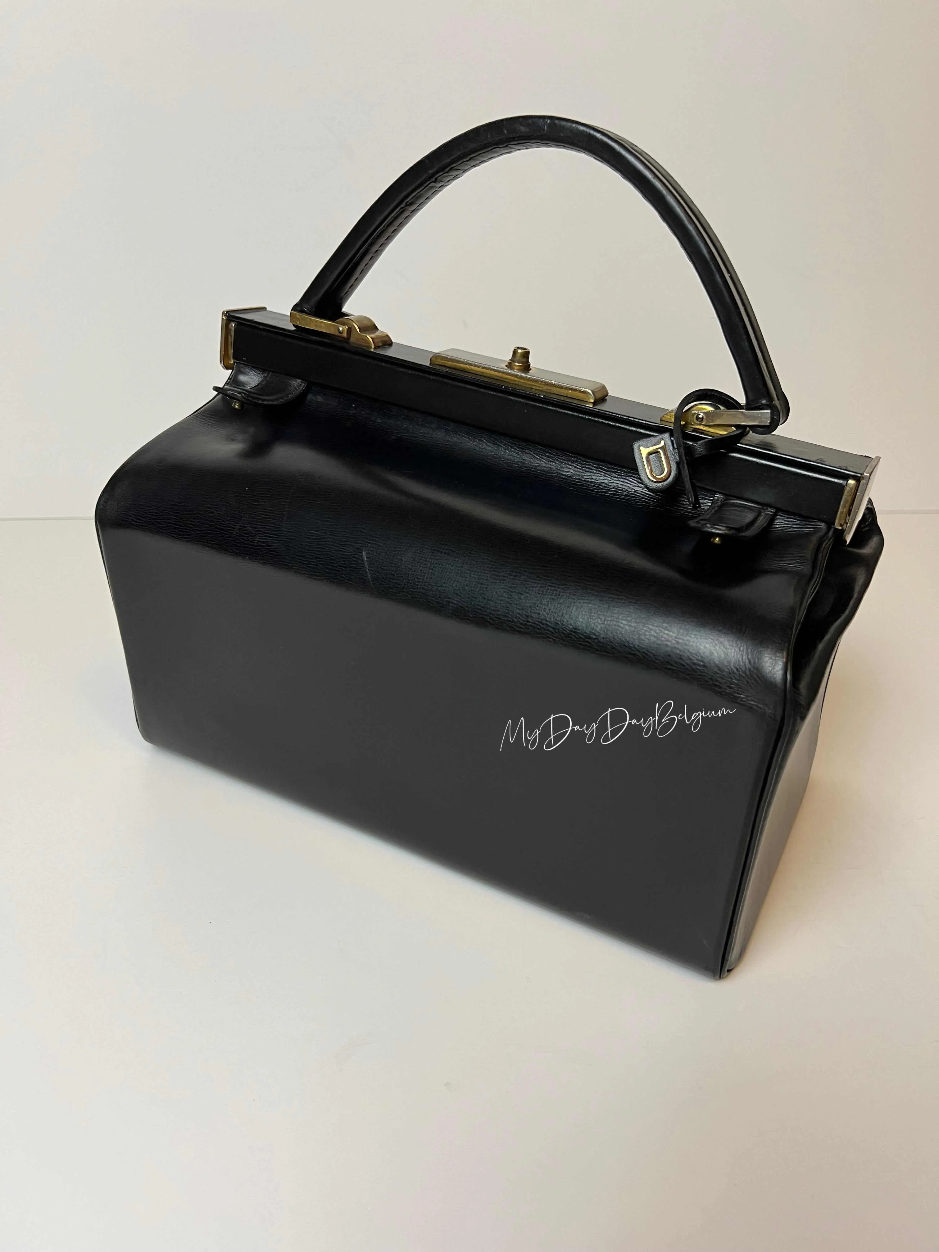 Delvaux vintage 1962 doctor bag