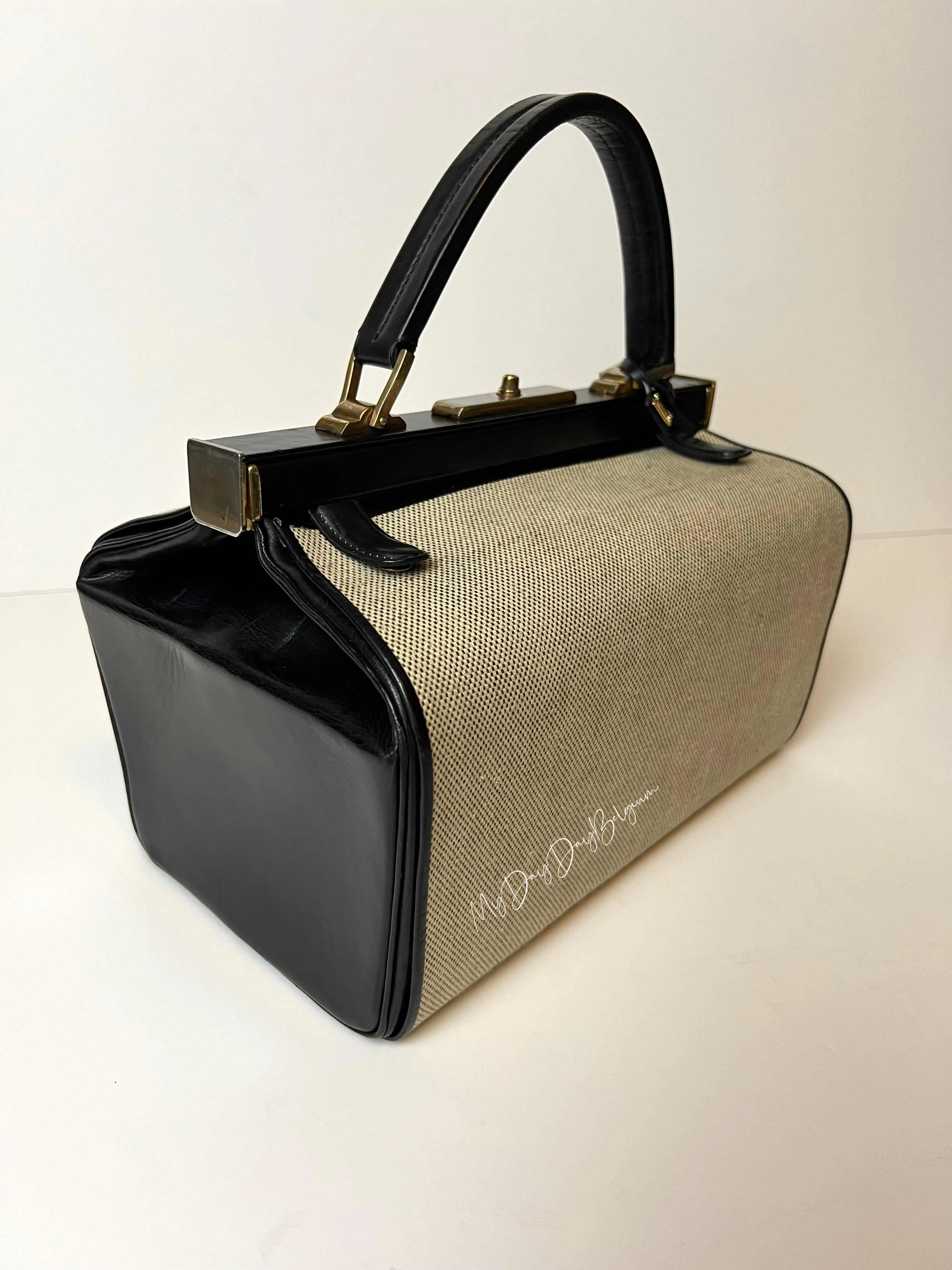 Delvaux vintage 1962 doctor bag