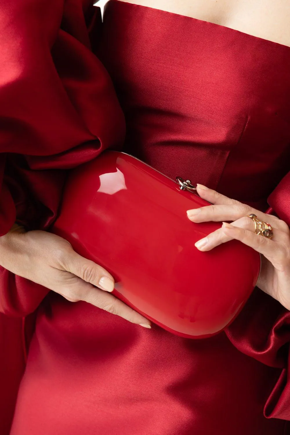 Elina Plus Clutch - Touring Red