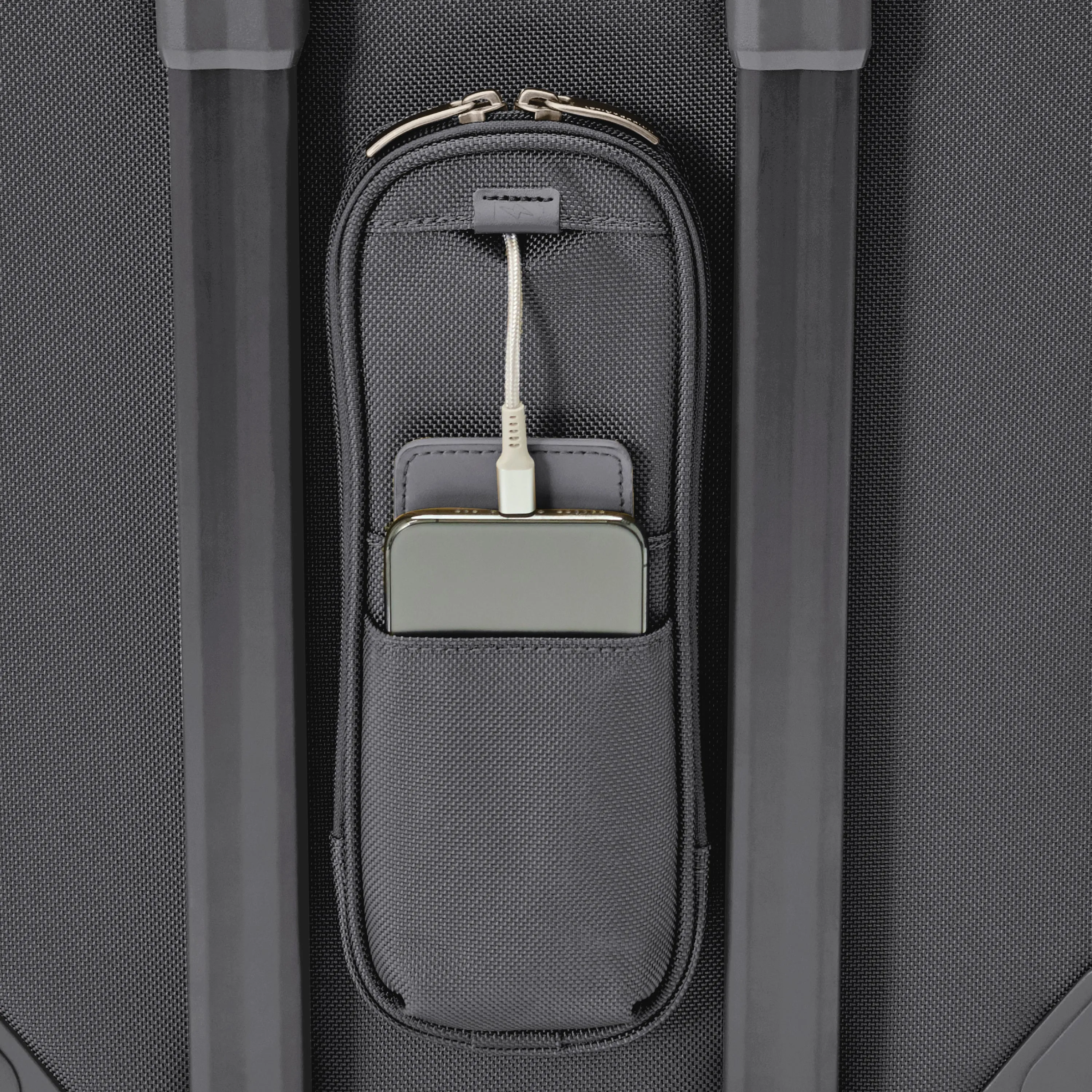 Essential Carry On Spinner - Baseline Collection #BLU122CXSP