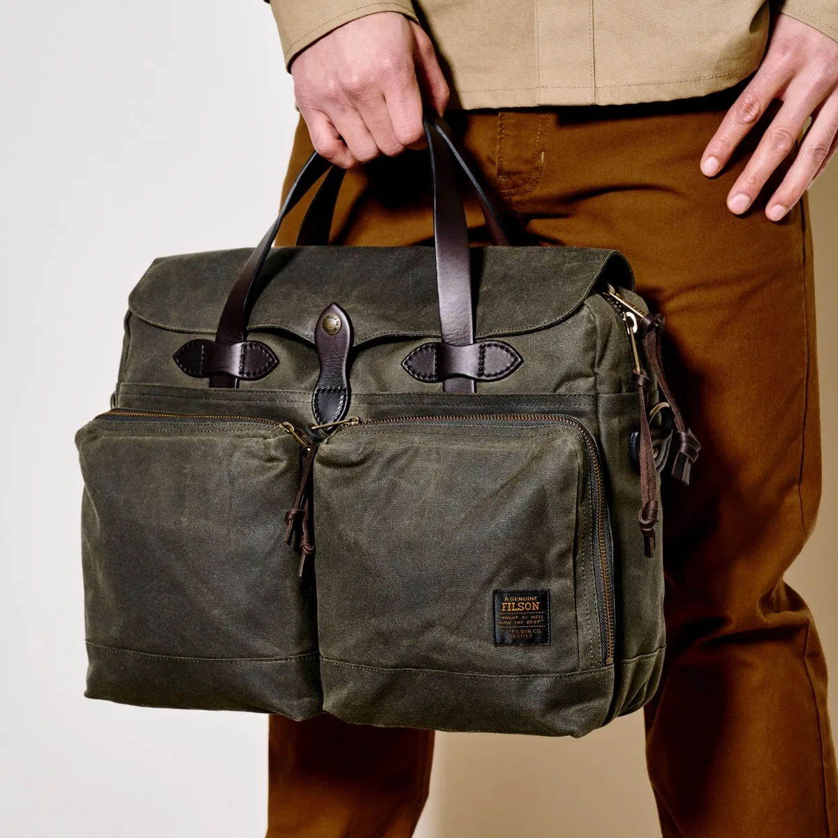 Filson 24 Hour Tin Cloth Briefcase in Ottergreen