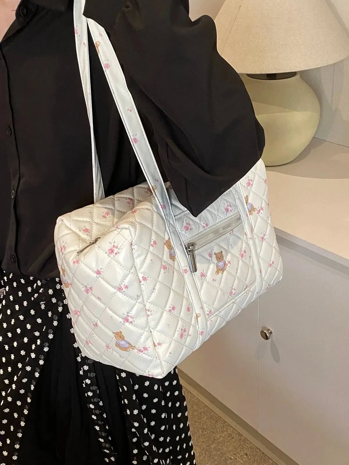 ‘Floria’Coquette Floral Bear Prints Big Volume Handbag