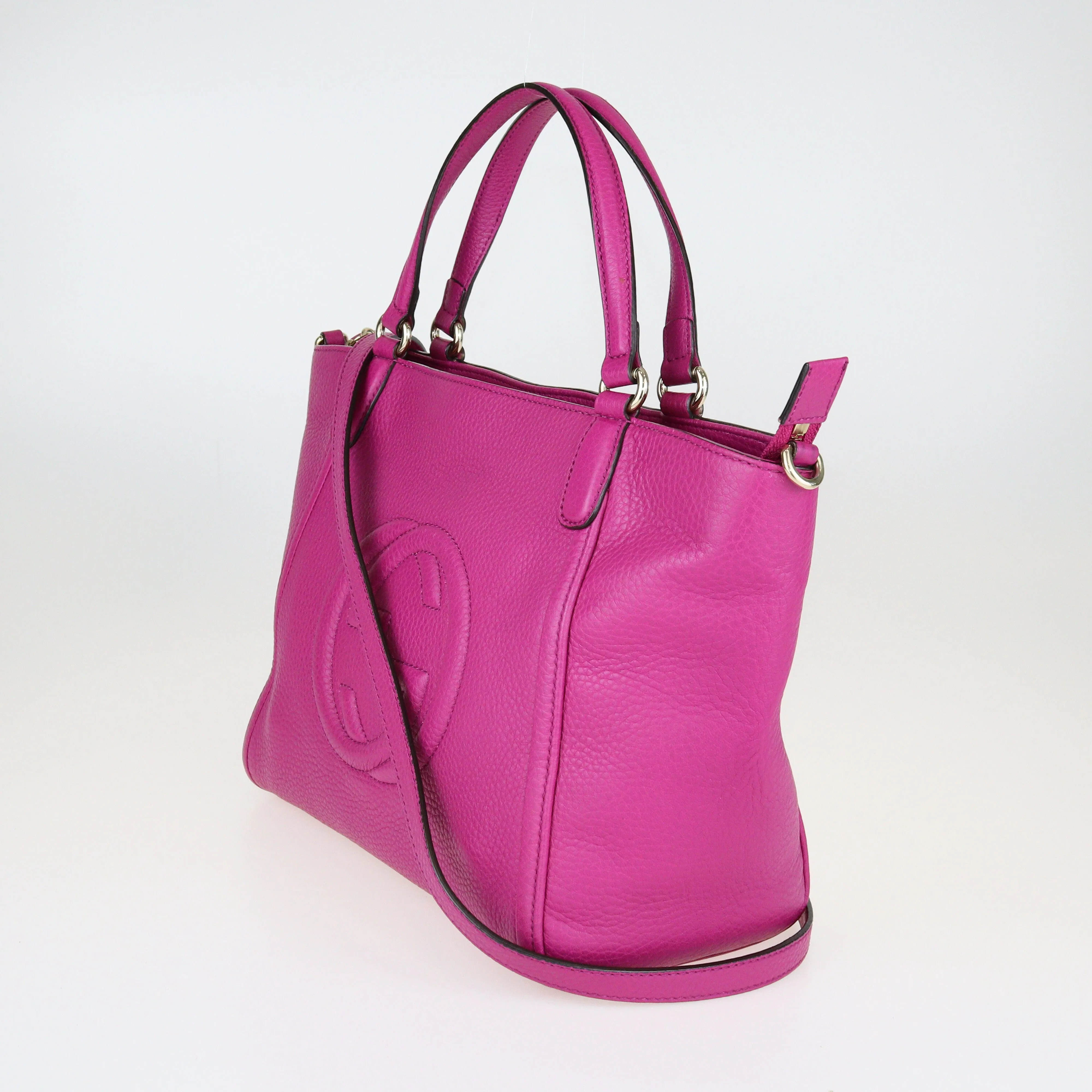 Fuchsia Interlocking GG Soho Bag
