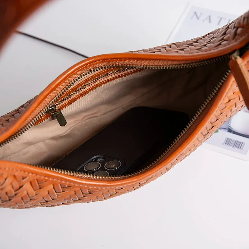 Fuer French Handmade Minimalist Genuine Leather Underarm Bag – Crescent Weave Design