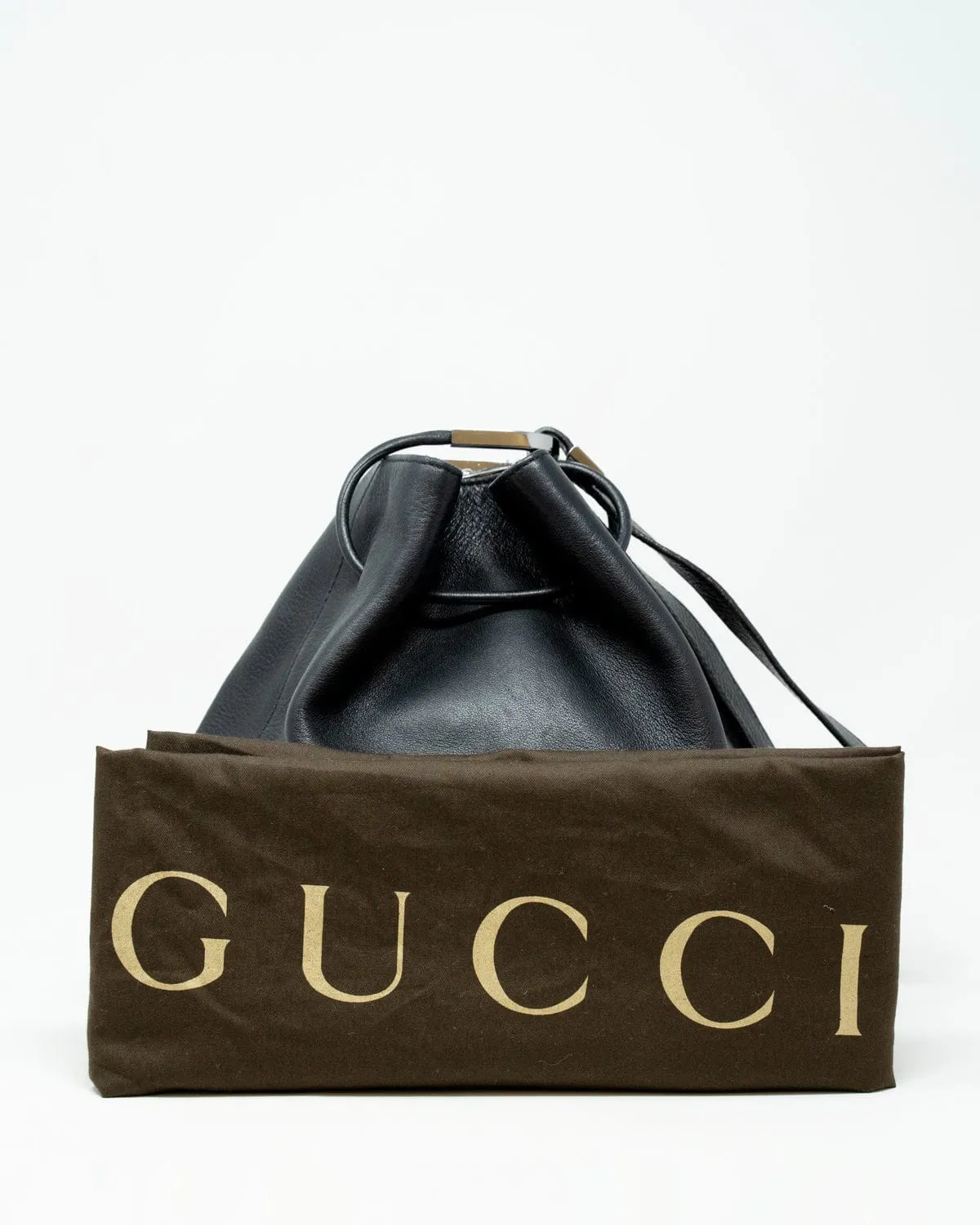 Gucci Black Leather Bucket Style Shoulder Bag - AGL1827