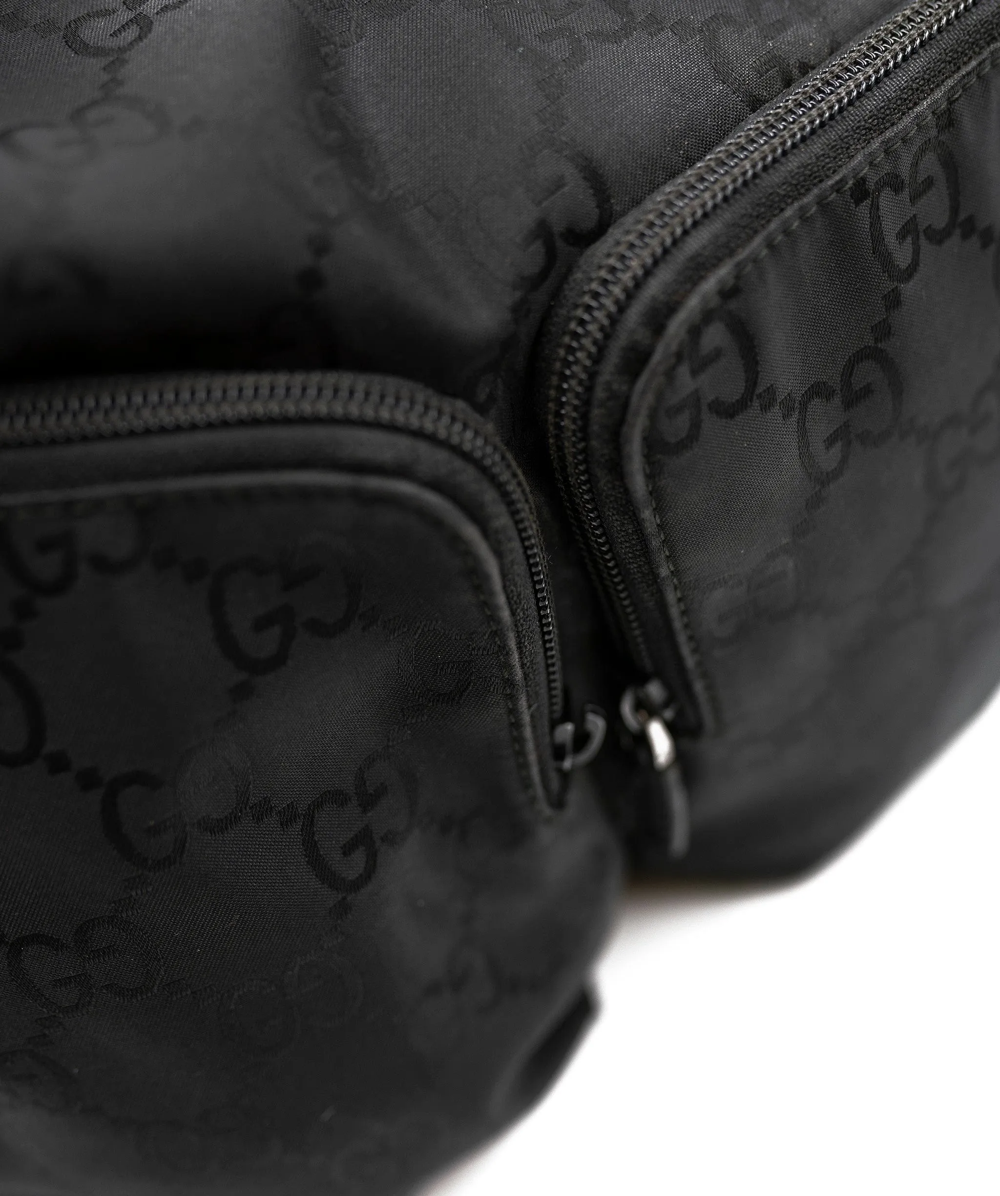 Gucci Canvas Vintage Black Tote ADL2070