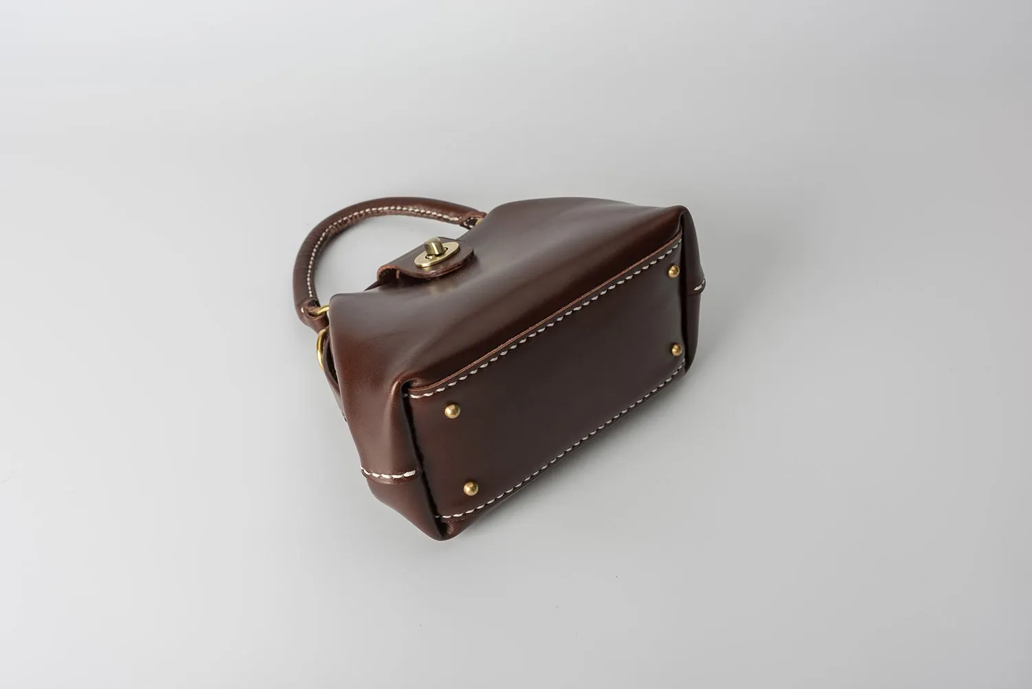 Handmade Womens Coffee Leather doctor Handbag Classic shoulder doctor bags Purse for women