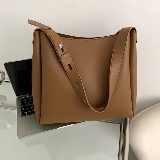 High-Capacity Tote Handbag With Shoulder Strap & Cosmetics / Makeup Clutch