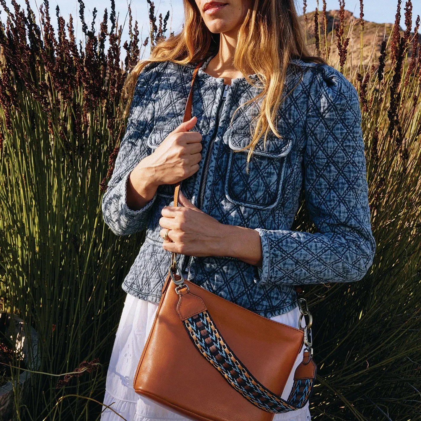 Hobo - Belle Convertible Shoulder Bag - Honey Brown