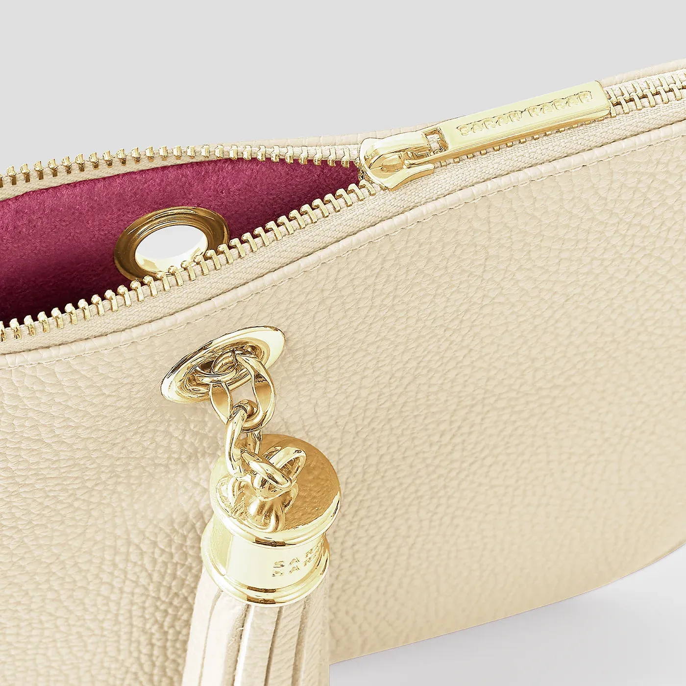 Ivy - Pop of Colour with Deco Popper - Sale