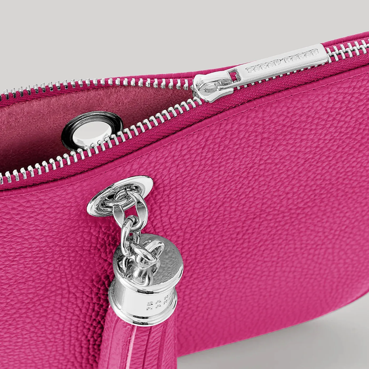 Ivy - Pop of Colour with Deco Popper - Sale