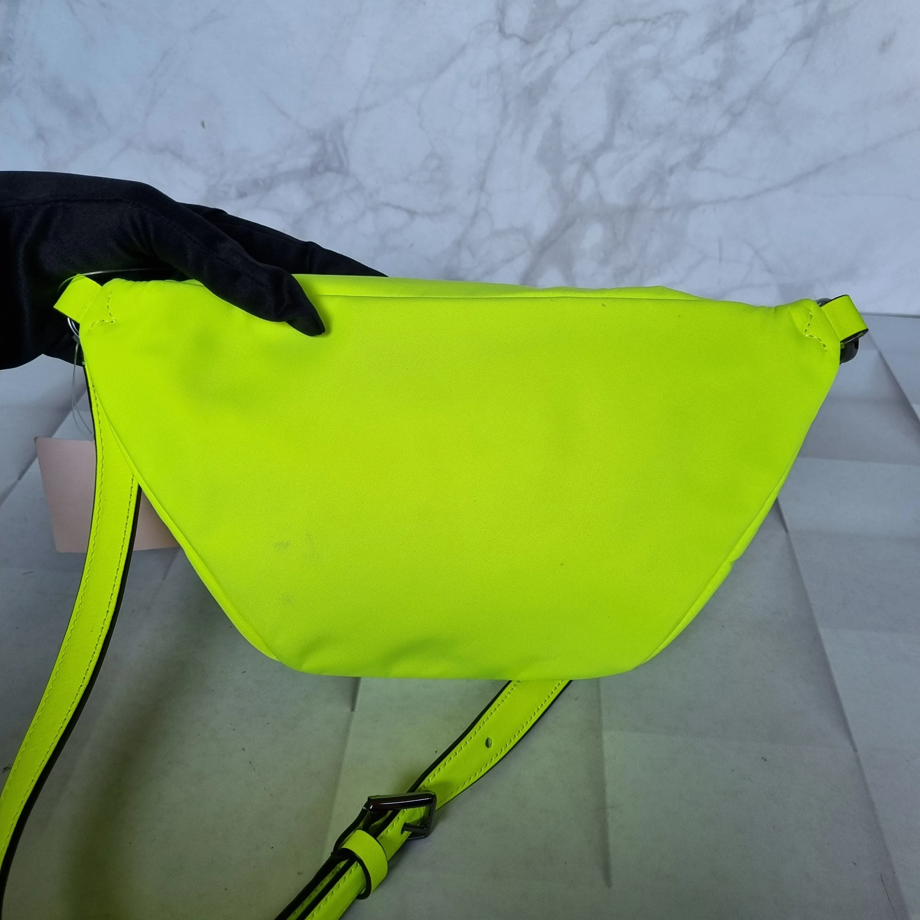 Kate Spade Belt Bag Neon Green Size 15x12