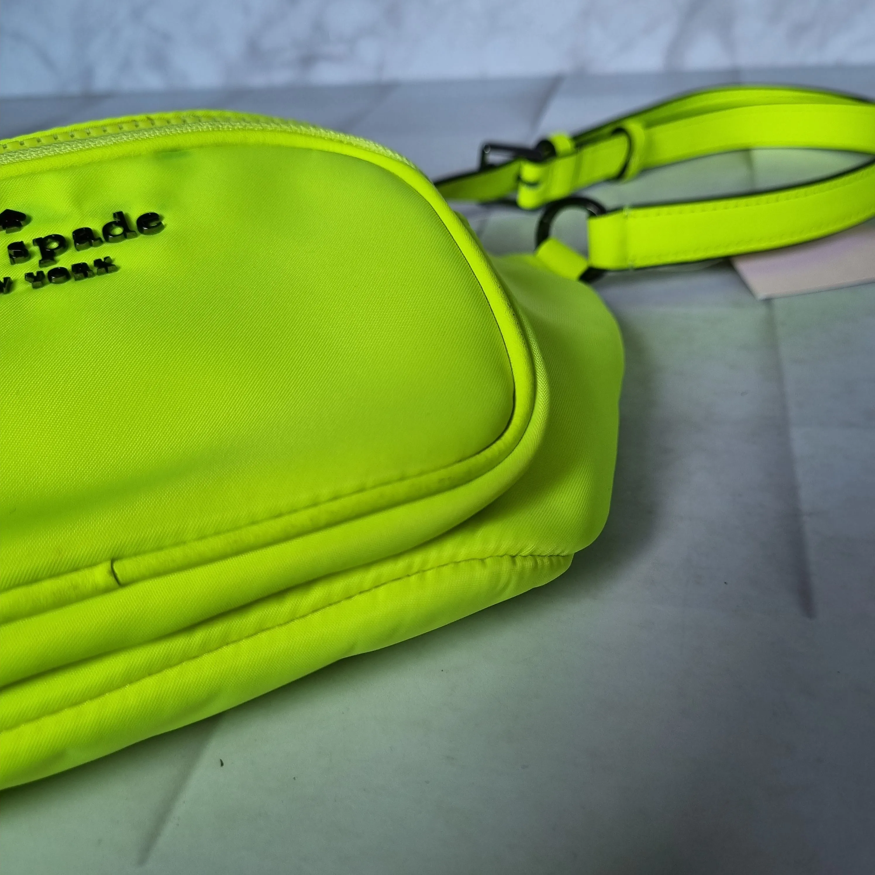 Kate Spade Belt Bag Neon Green Size 15x12