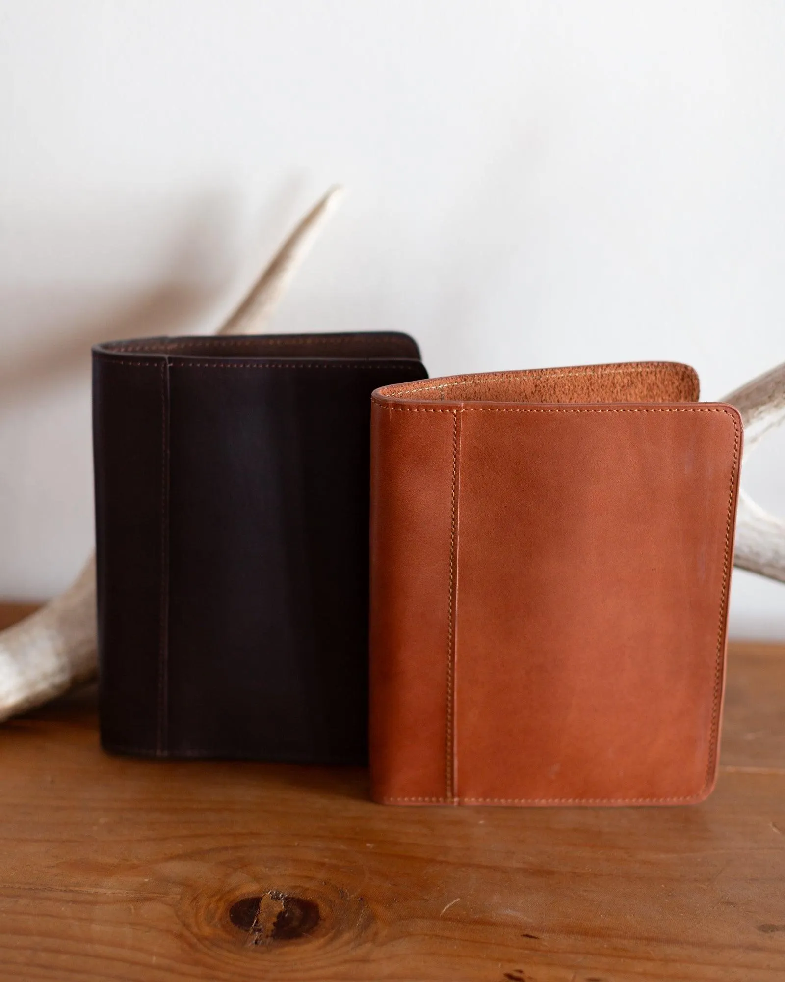 LEATHER PORTFOLIO