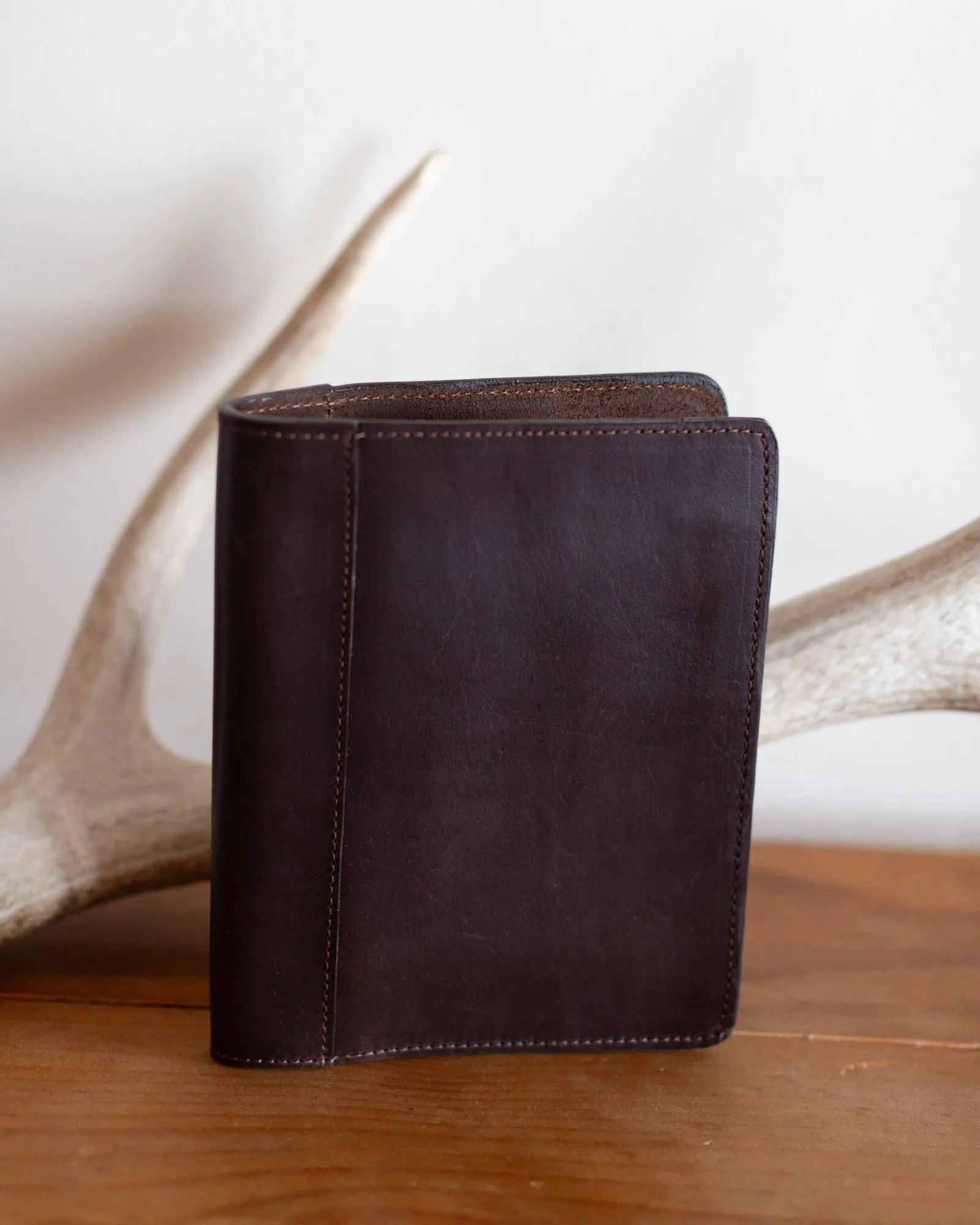 LEATHER PORTFOLIO
