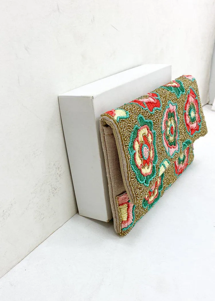 Lewa Beaded Clutch