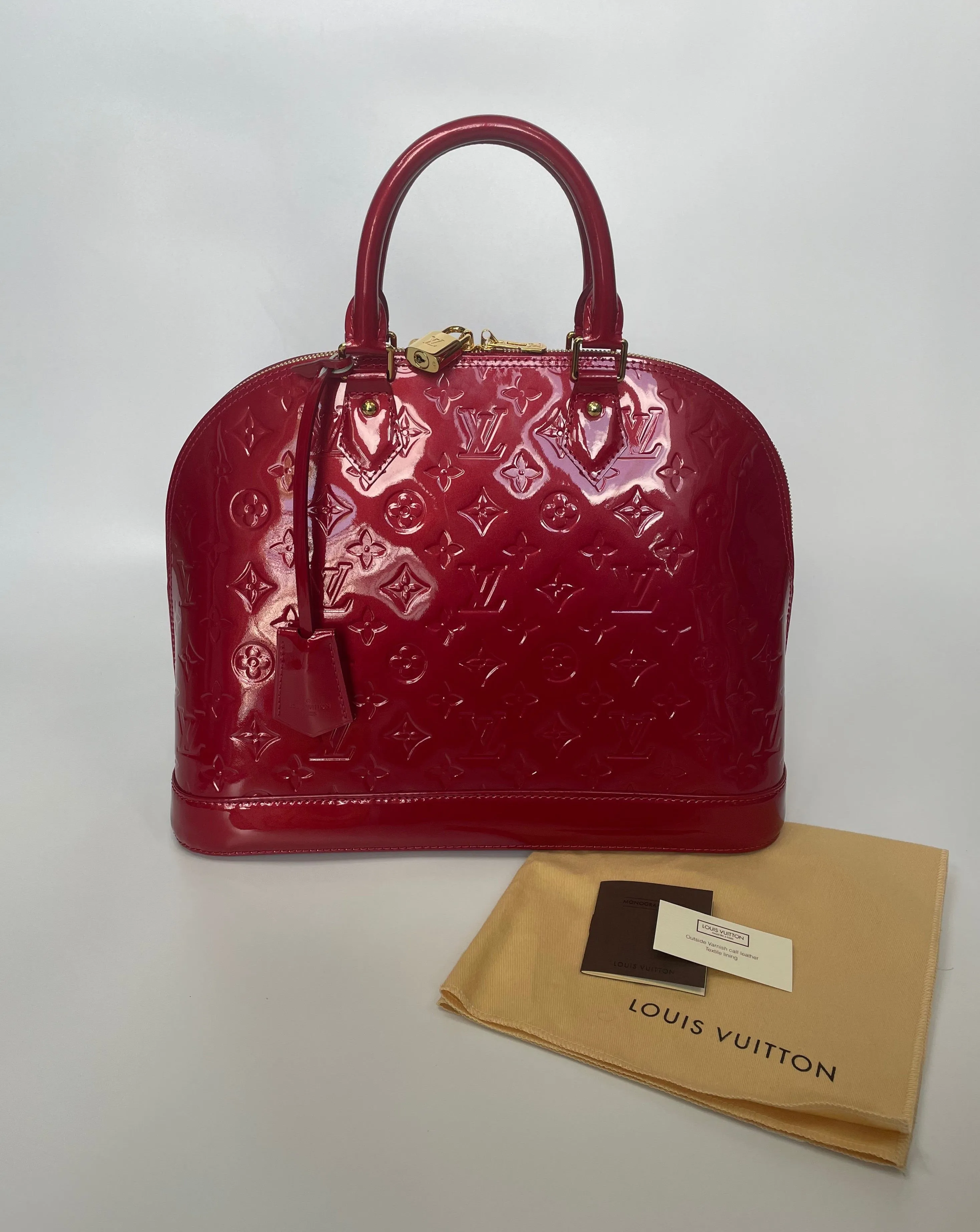 LOUIS VUITTON | ALMA PM VERNIS | CERISES