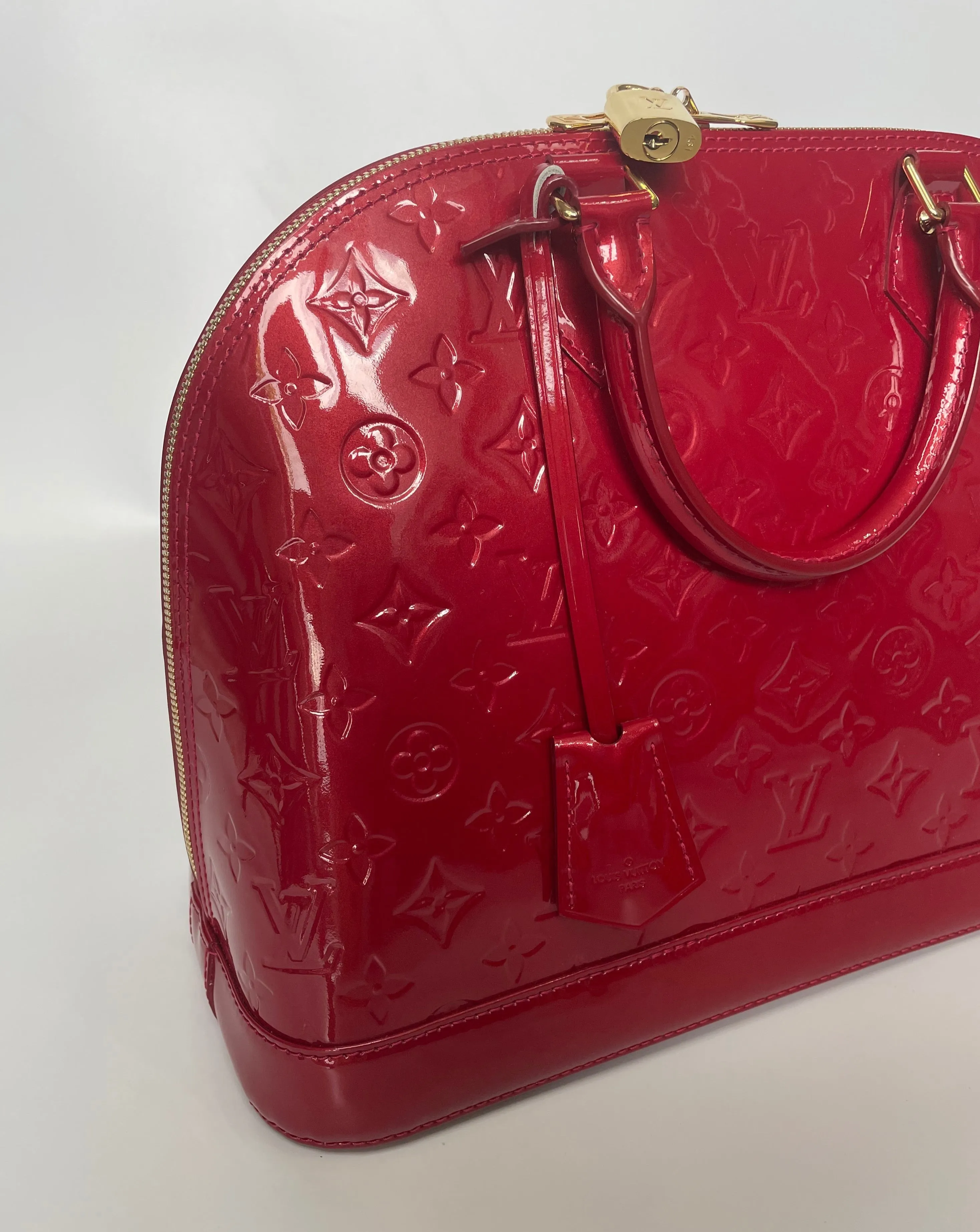 LOUIS VUITTON | ALMA PM VERNIS | CERISES