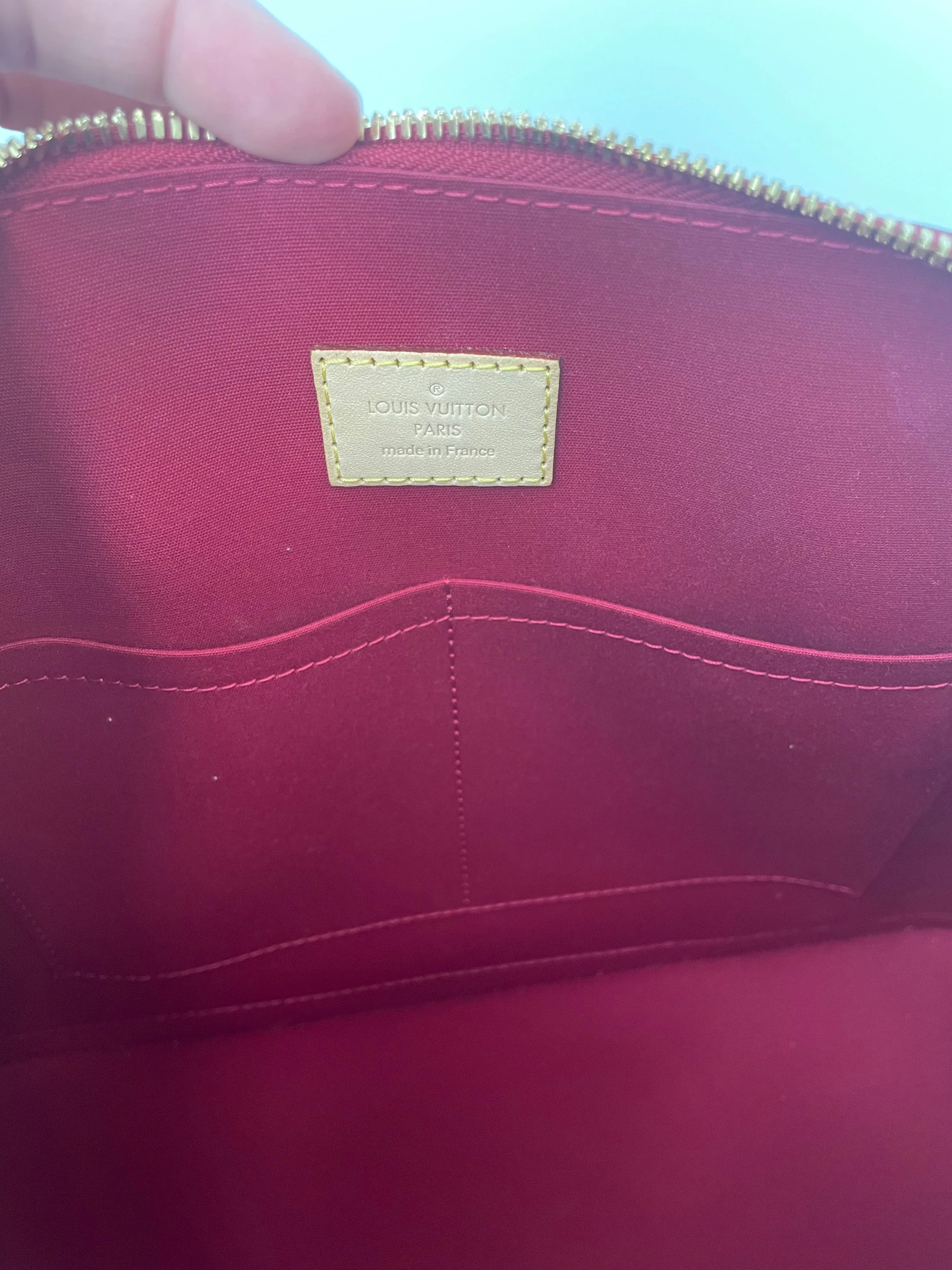 LOUIS VUITTON | ALMA PM VERNIS | CERISES