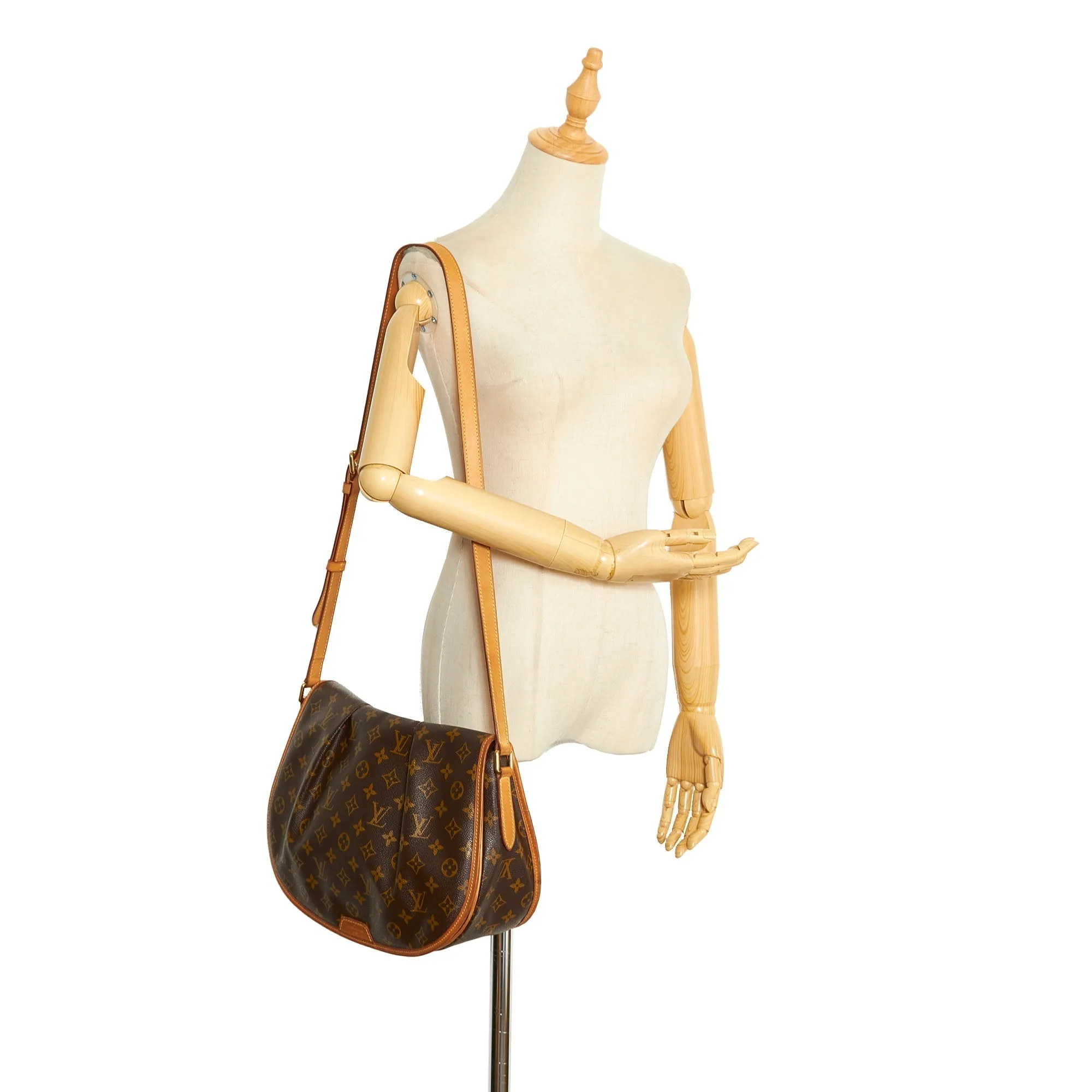 Louis Vuitton Menilmontant MM Monogram Canvas