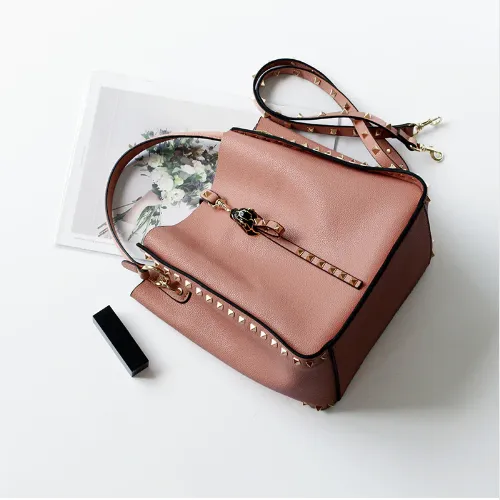 Luxe Riveted Leopard Head Lock Leather Bucket Bag - 7 Colors